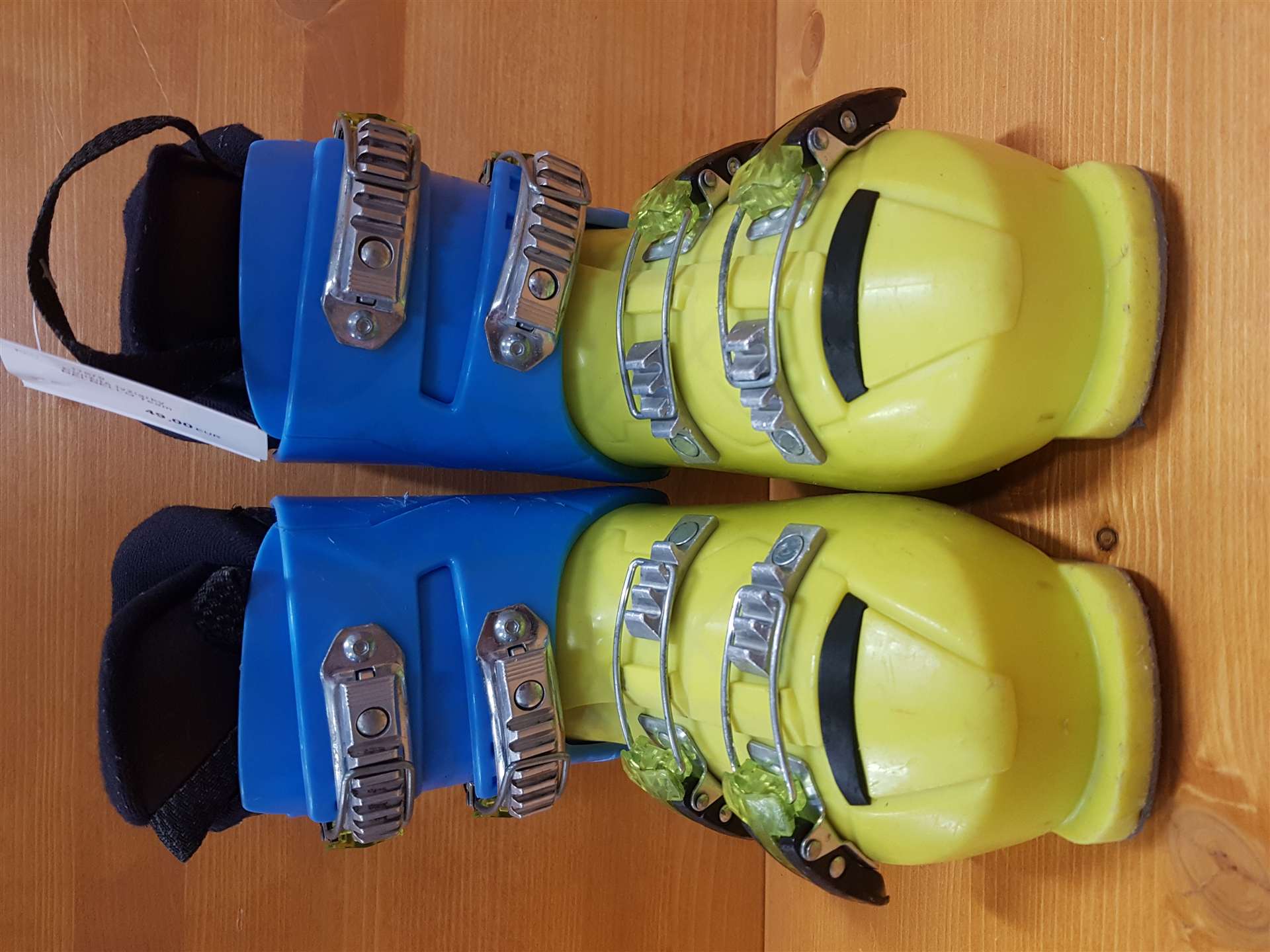 Použité lyžiarky DALBELLO Team