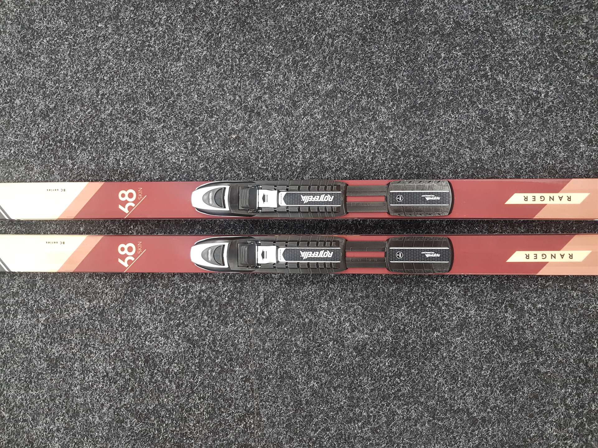 Použité bežecké lyže (backcountry) SPORTEN Ranger + viazanie NNN  Roteffella