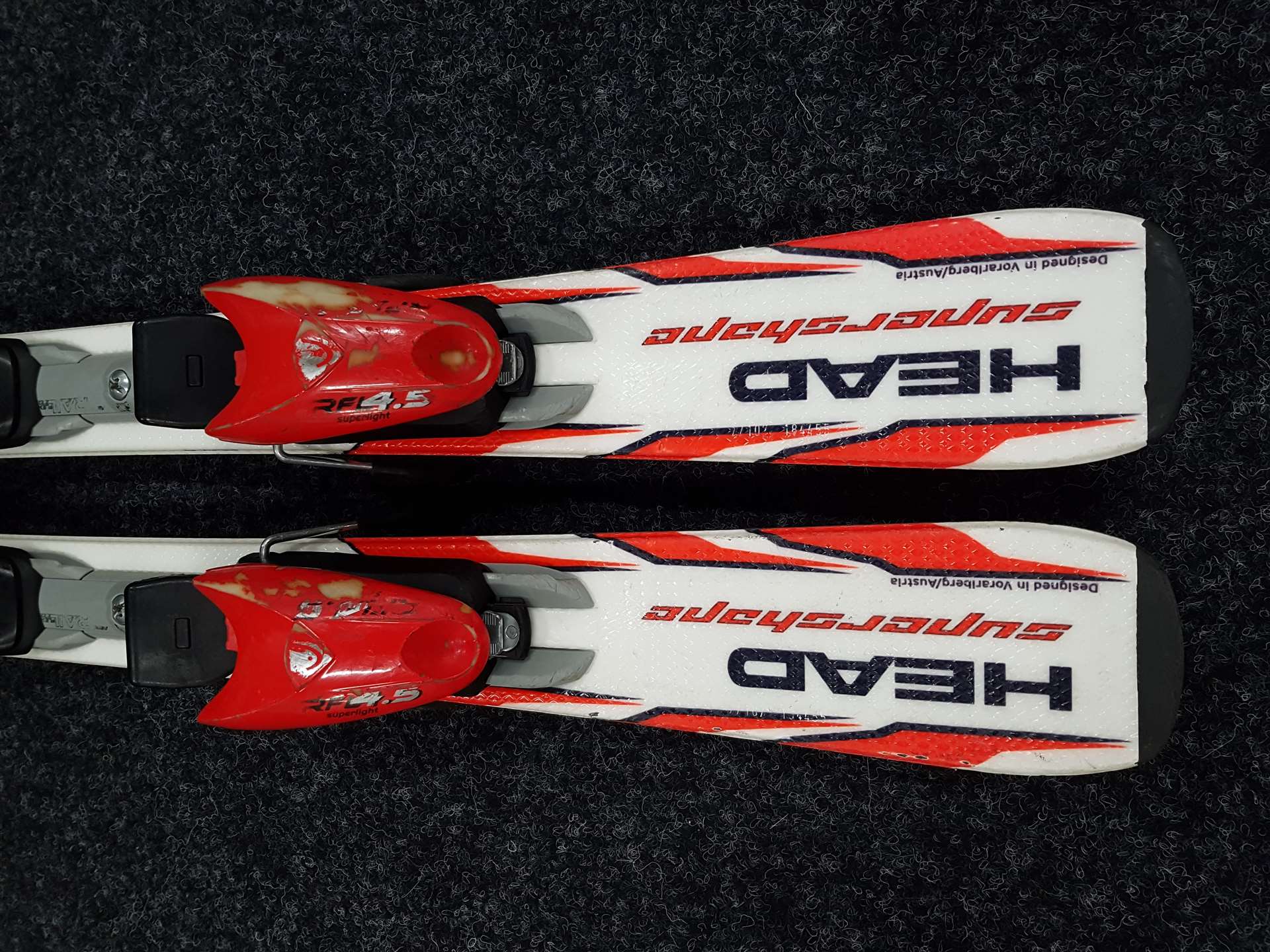 Bazárové detské lyže HEAD SUPERSHAPE