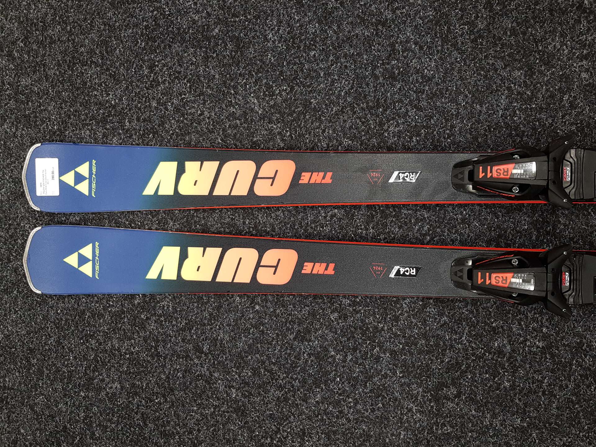 Použité lyže FISCHER The Curv RC4 + viazanie Fischer RS 11