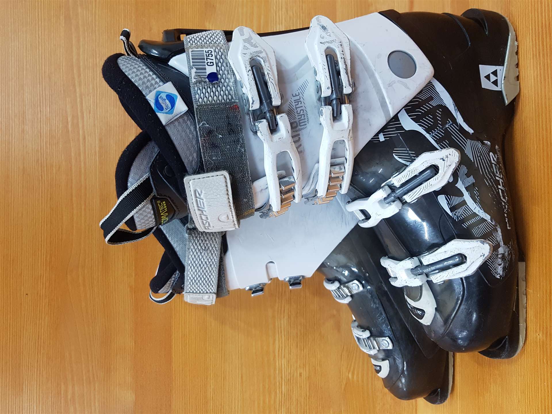 Použité lyžiarky FISCHER XTR 8