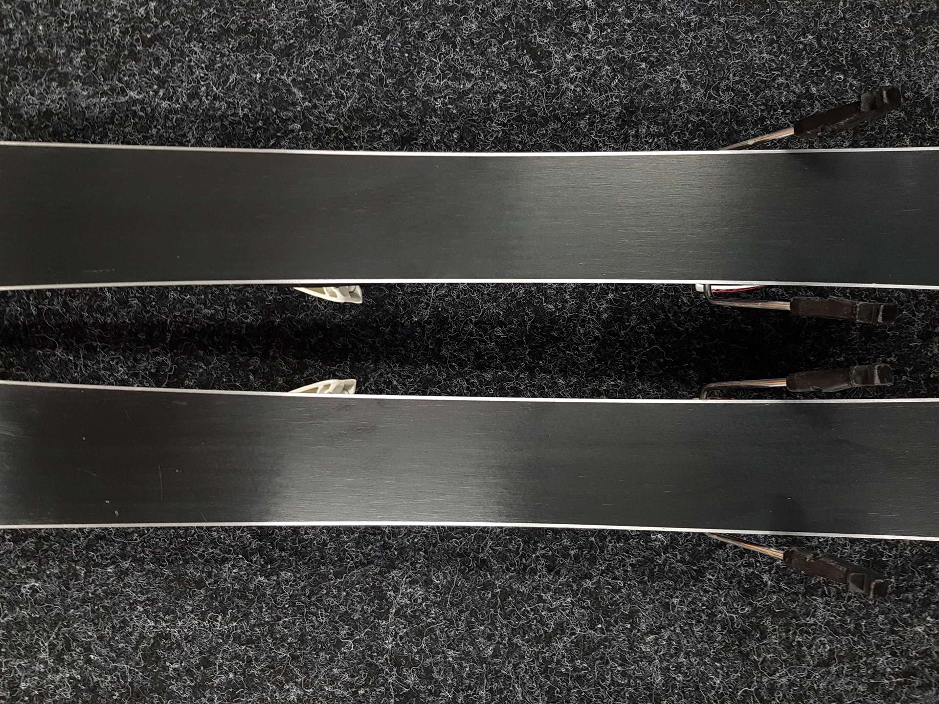 Použité detské lyže ATOMIC Vantage + viazanie Atomic Atomic 5