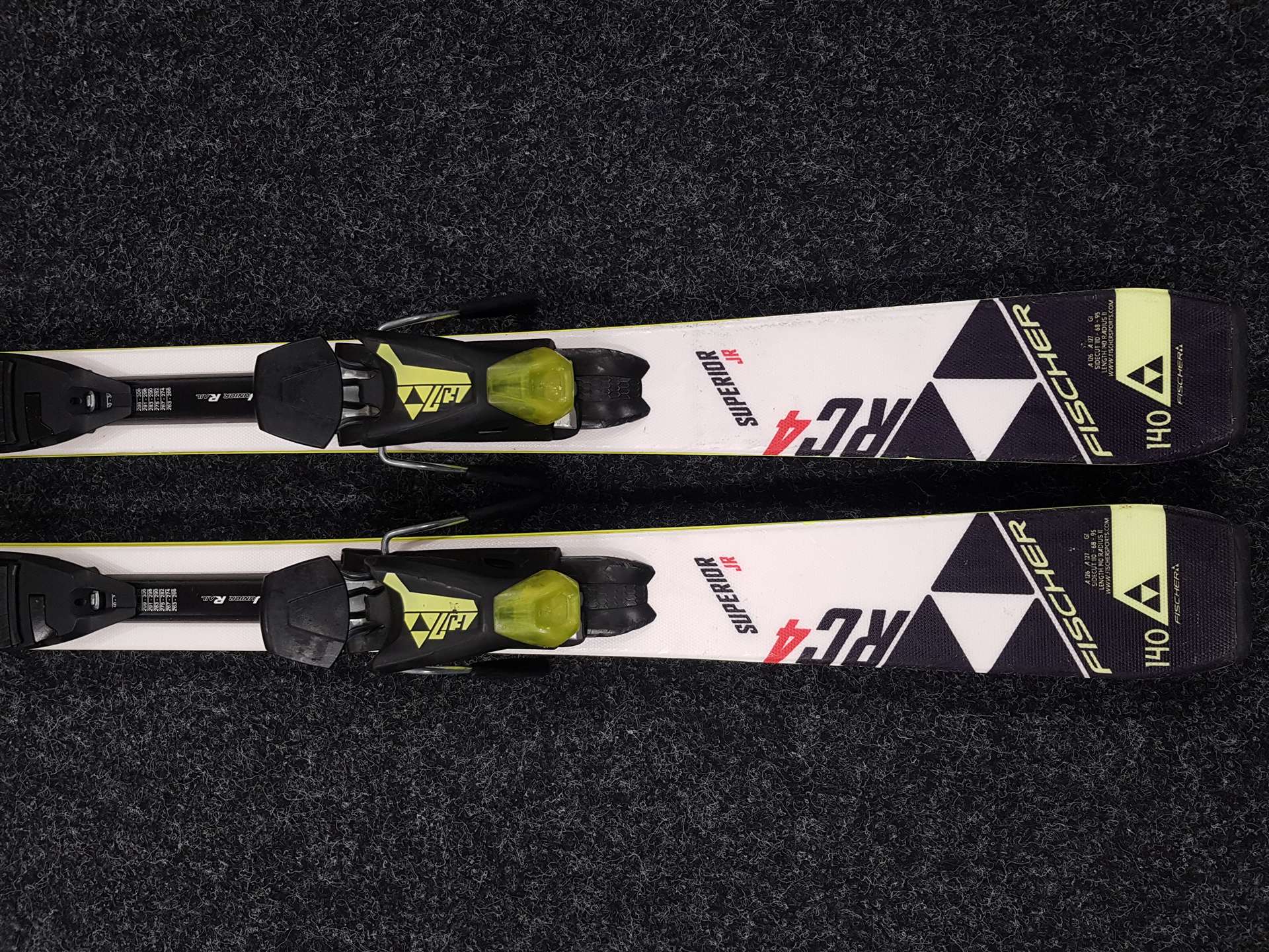 Použité lyže FISCHER SUPERIOR JR  + viazanie Fischer FJ 7.5