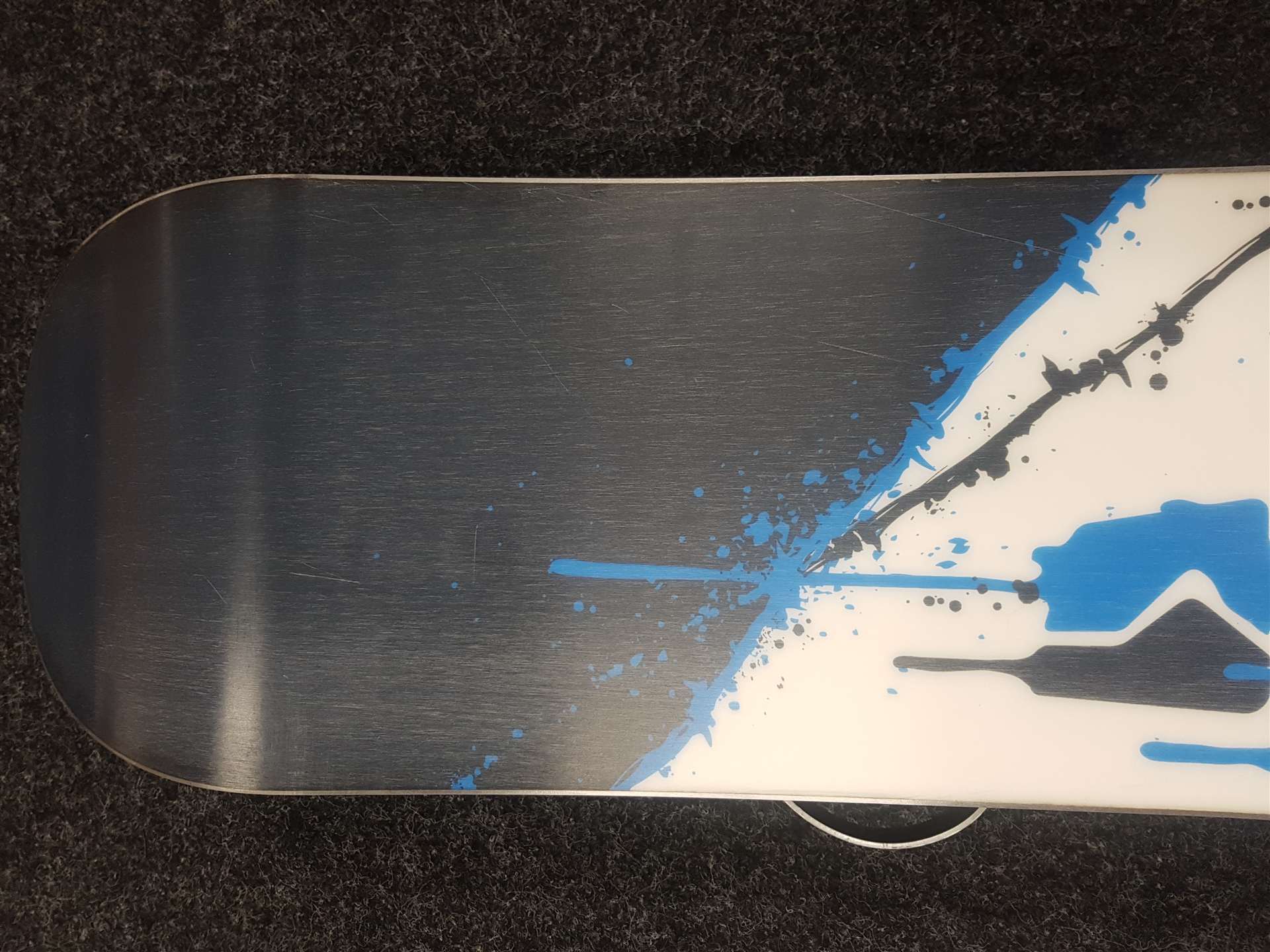 Použitý snowboard Nidecker 51 c.wood + viazanie  Snow Blaster veľkosť L