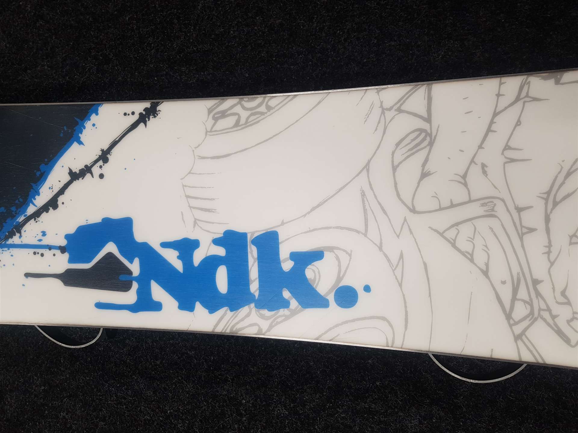 Použitý snowboard Nidecker 51 c.wood + viazanie  Snow Blaster veľkosť L