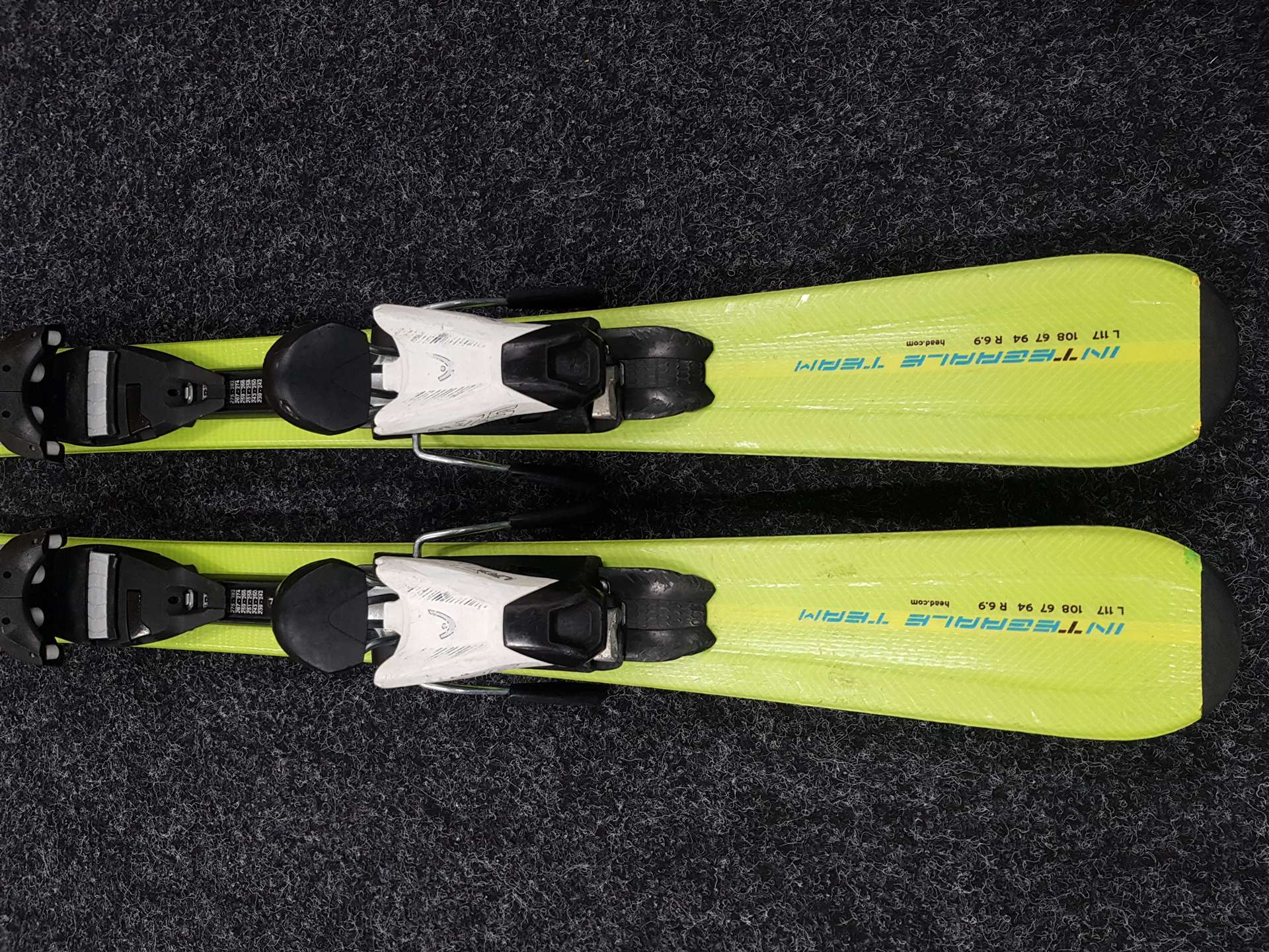 Použité detské lyže HEAD Integrale Team + viazanie Head LRX 7.5