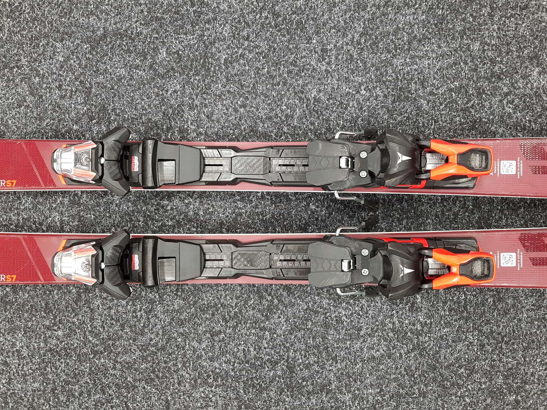 Použité lyže ATOMIC Redster S7 + viazanie Atomic M 12