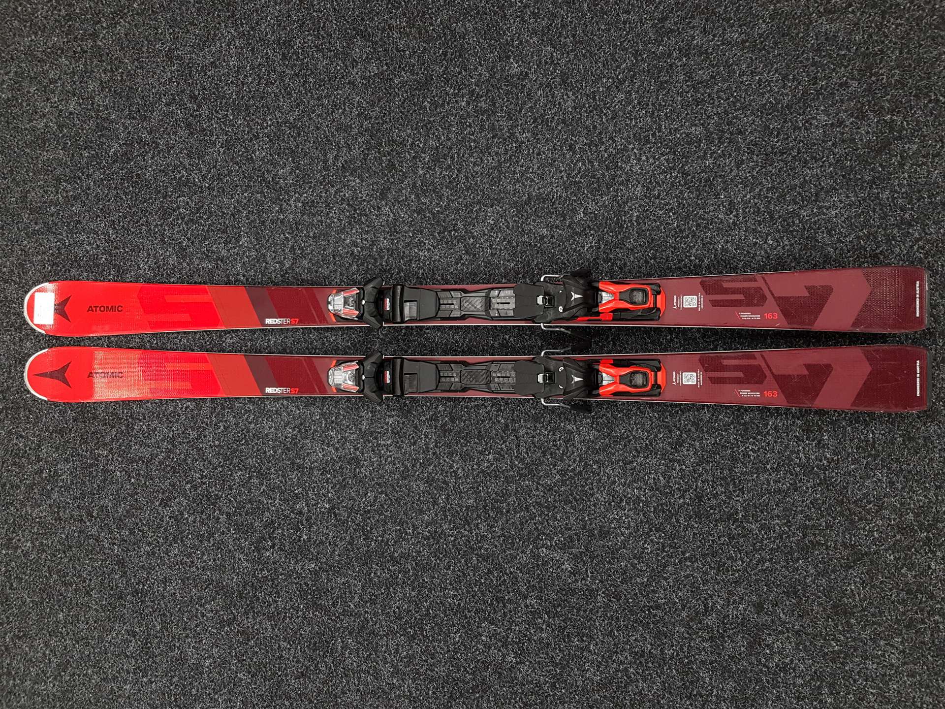 Použité lyže ATOMIC Redster S7 + viazanie Atomic M 12