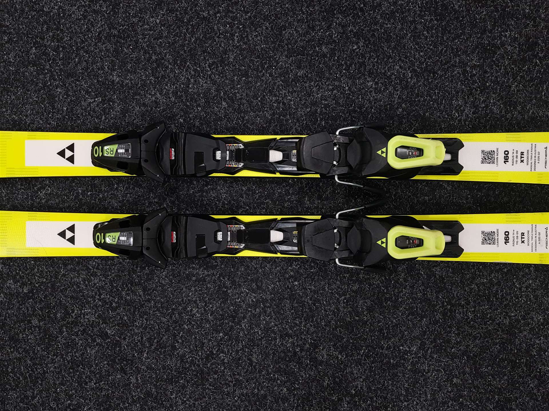 Použité lyže FISCHER RC 4 PRO + viazanie Fischer RS 10