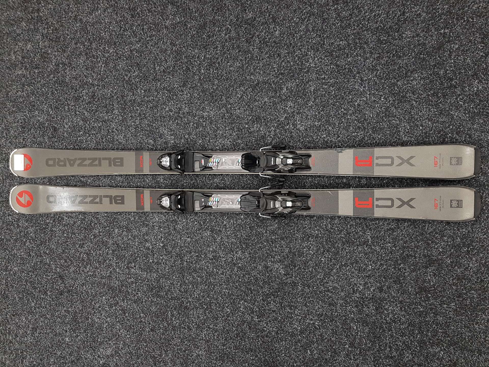 Použité lyže BLIZZARD XCR + viazanie Marker TLT 10