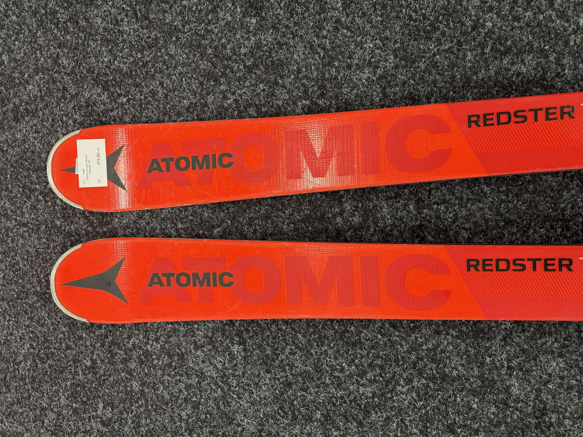 Bazárové lyže Atomic Redster TR