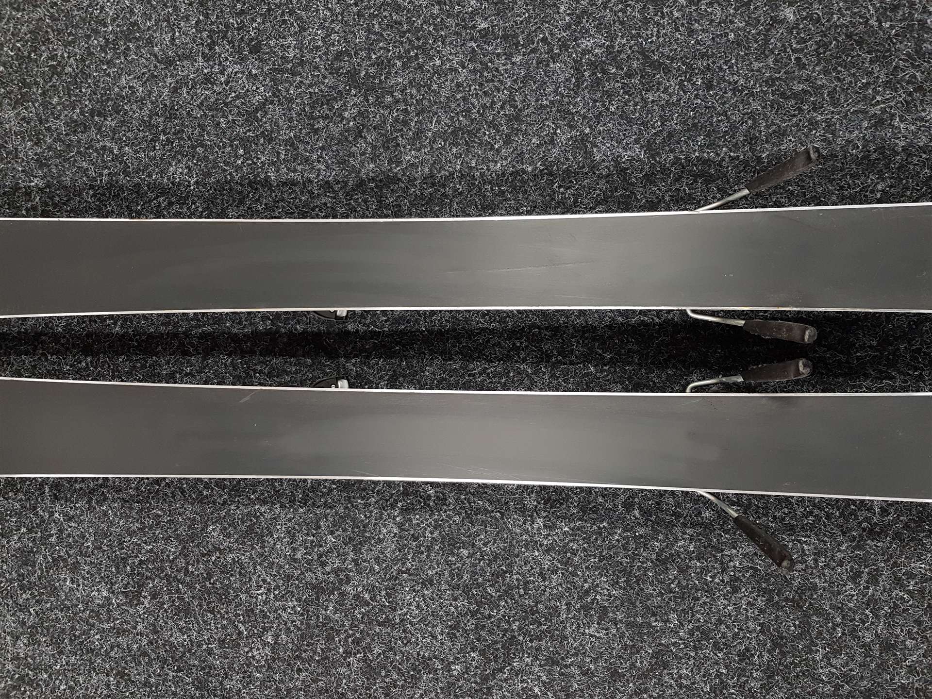 Použité lyže ELAN Exar Vidia 160 + viazanie Elan EL 10