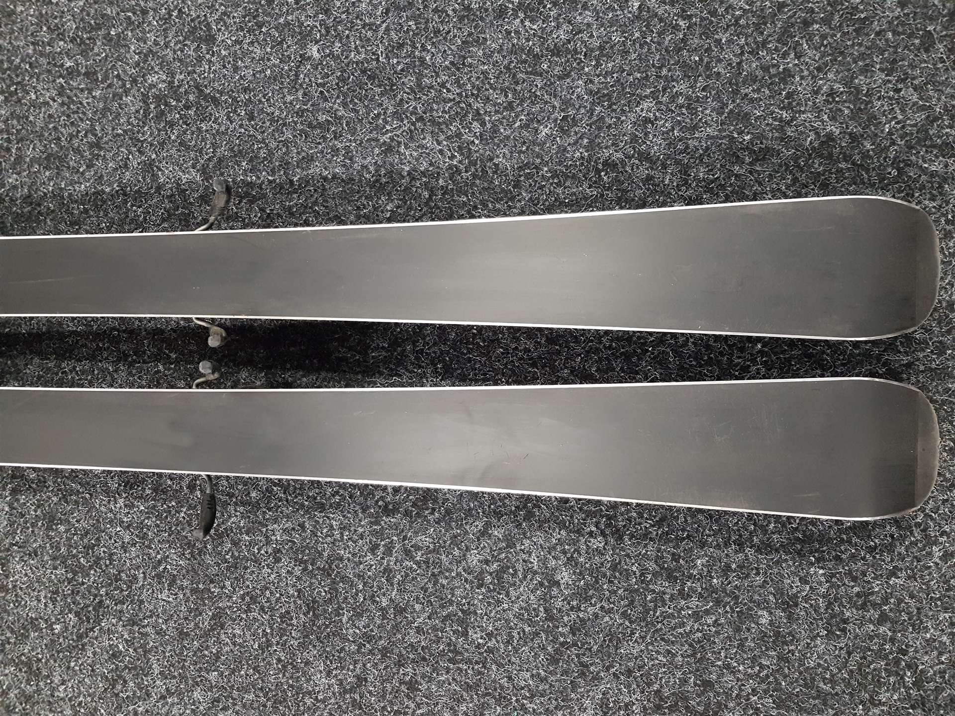 Použité lyže ELAN Exar Vidia 160 + viazanie Elan EL 10