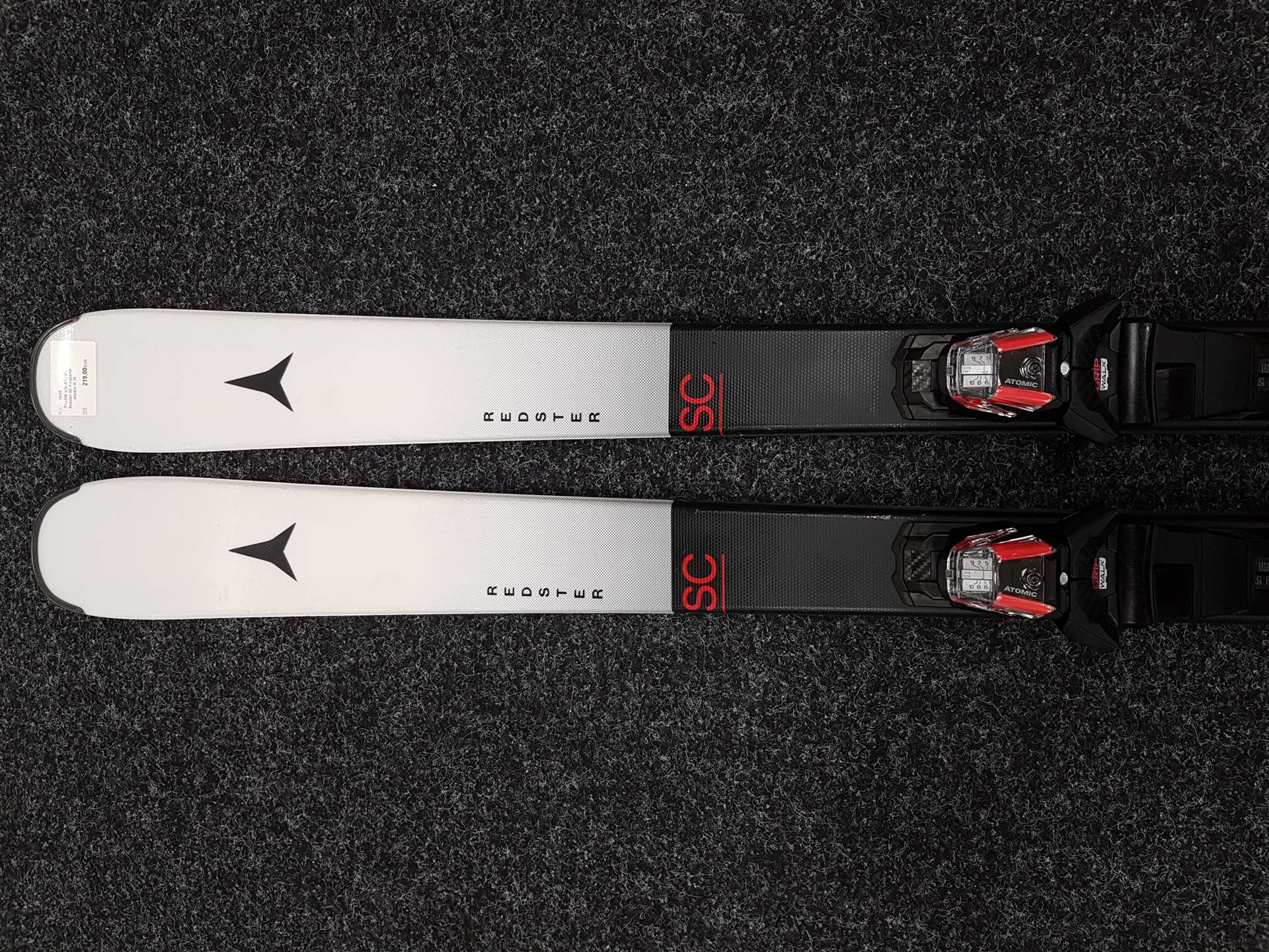 Použité lyže ATOMIC Redster SC + viazanie Atomic M 10
