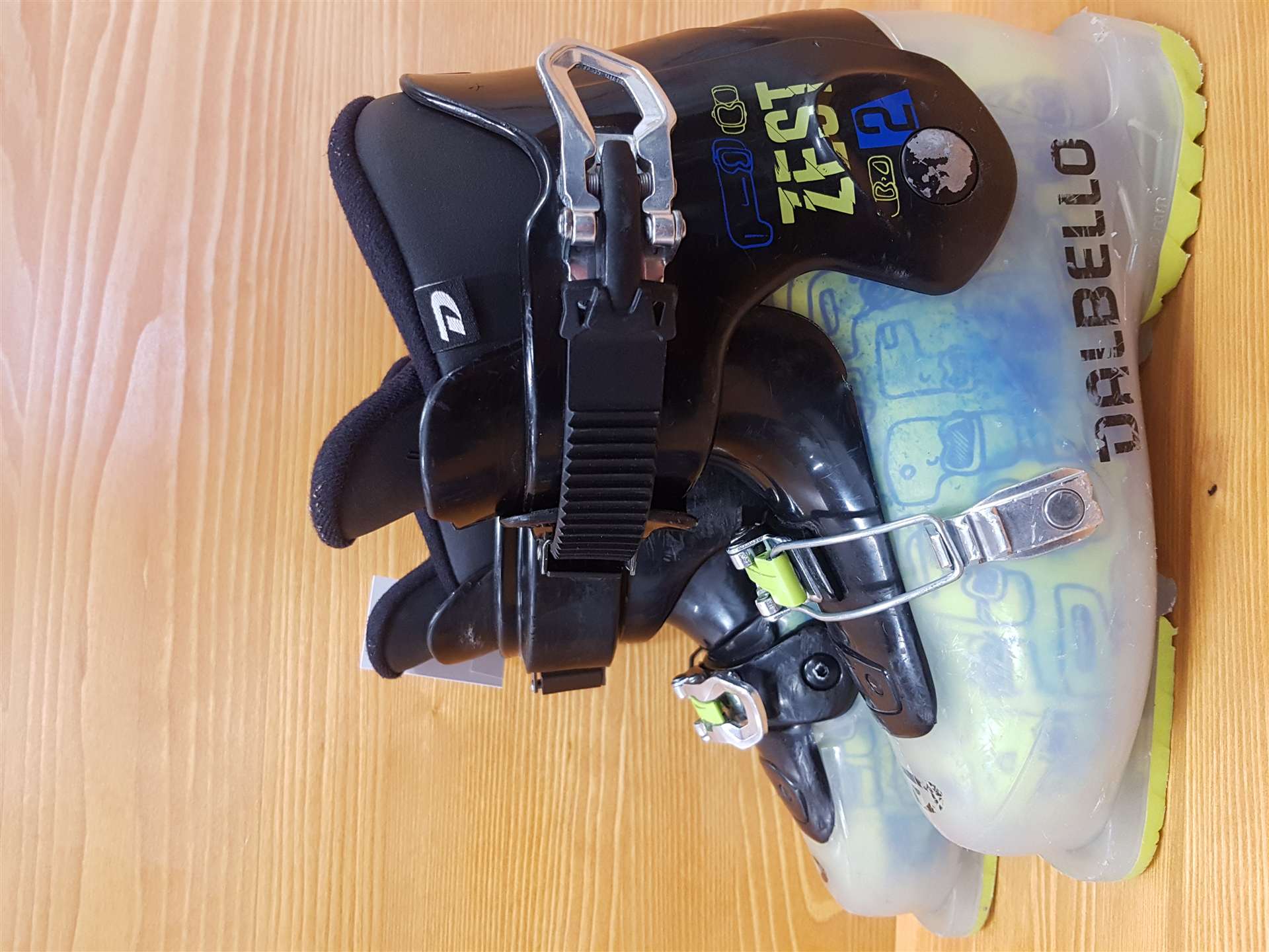 Použité lyžiarky DALBELLO Zest 2