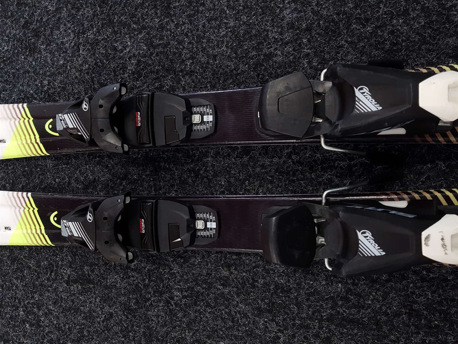 Použité detské lyže HEAD Team Super Shape + viazanie Tyrolia SLR 7.5