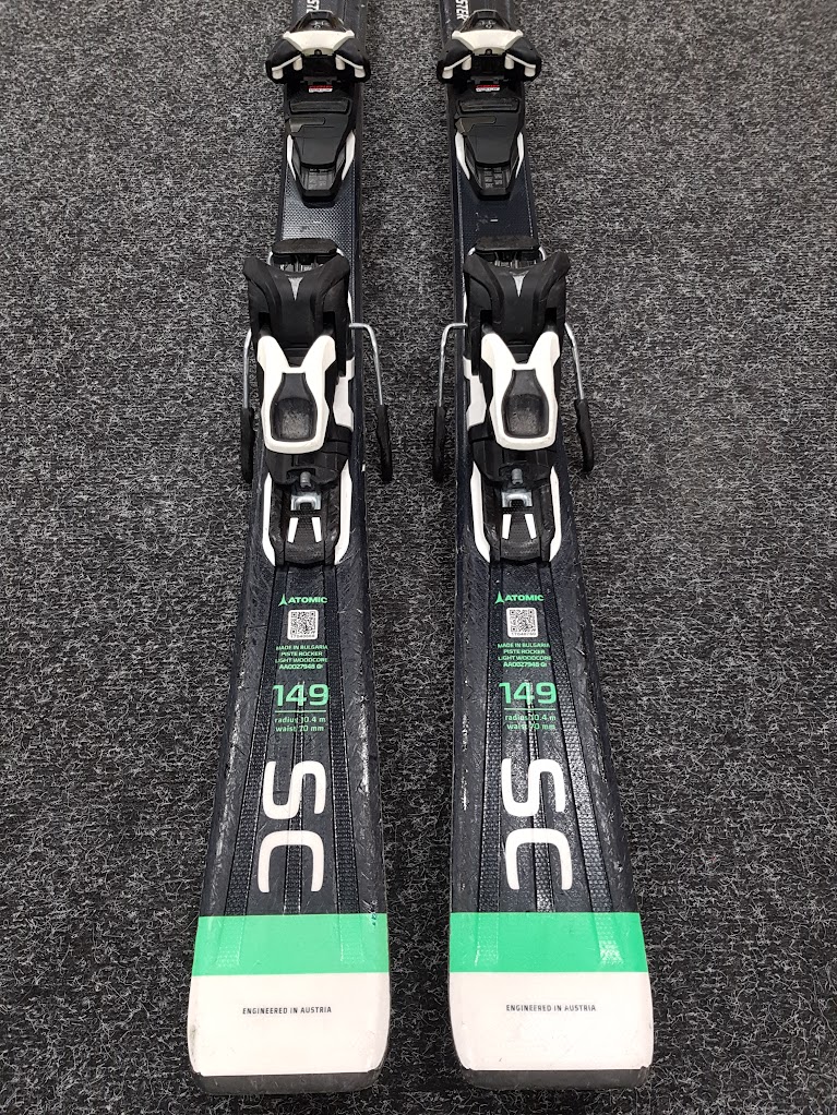 Použité lyže  ATOMIC REDSTER SC + viazanie Atomic 10.0