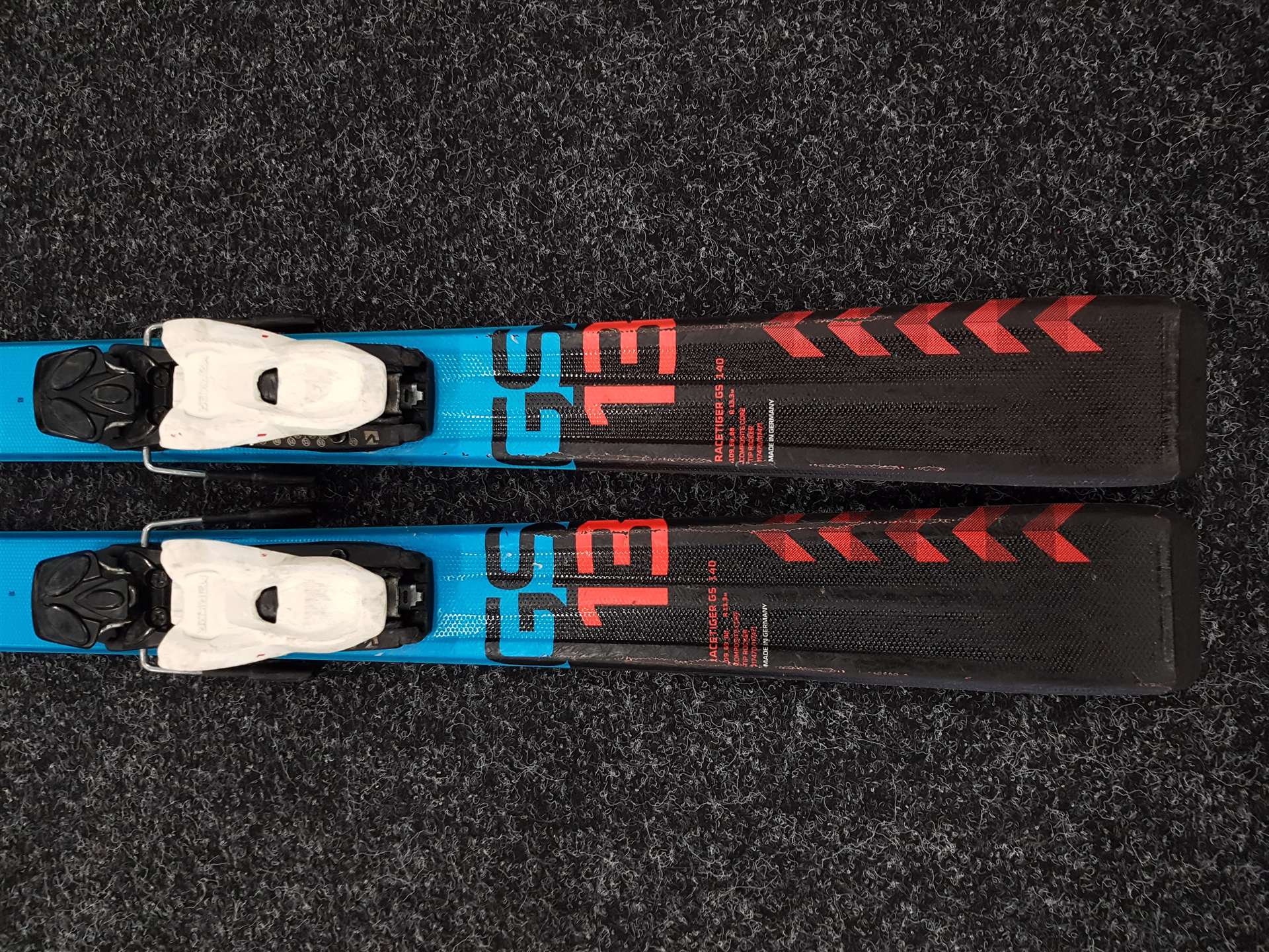 Použité lyže VOLKL Racetiger + viazanie Marker 4.5