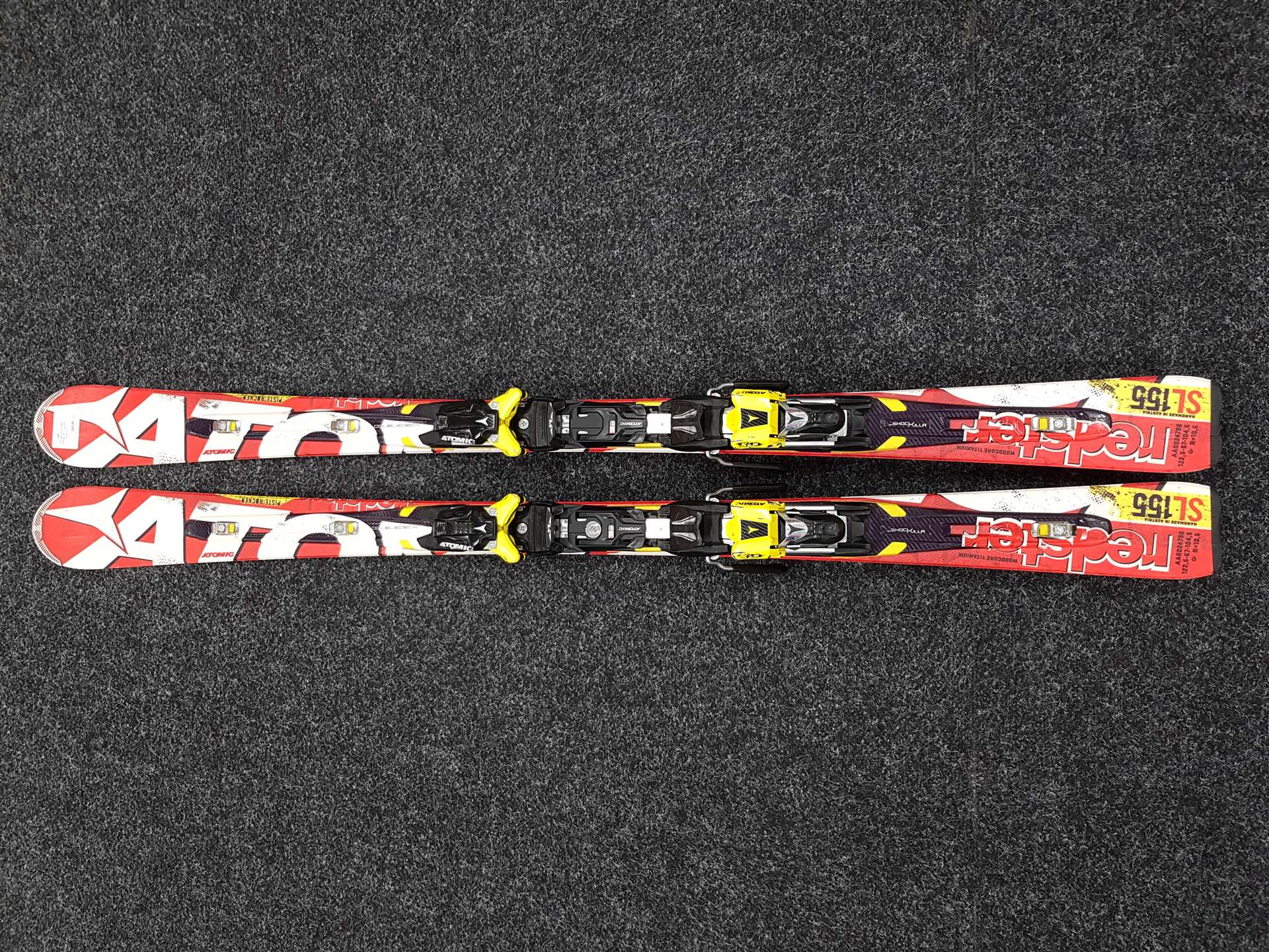 Použité lyže ATOMIC Redster SL + viazanie Atomic X12