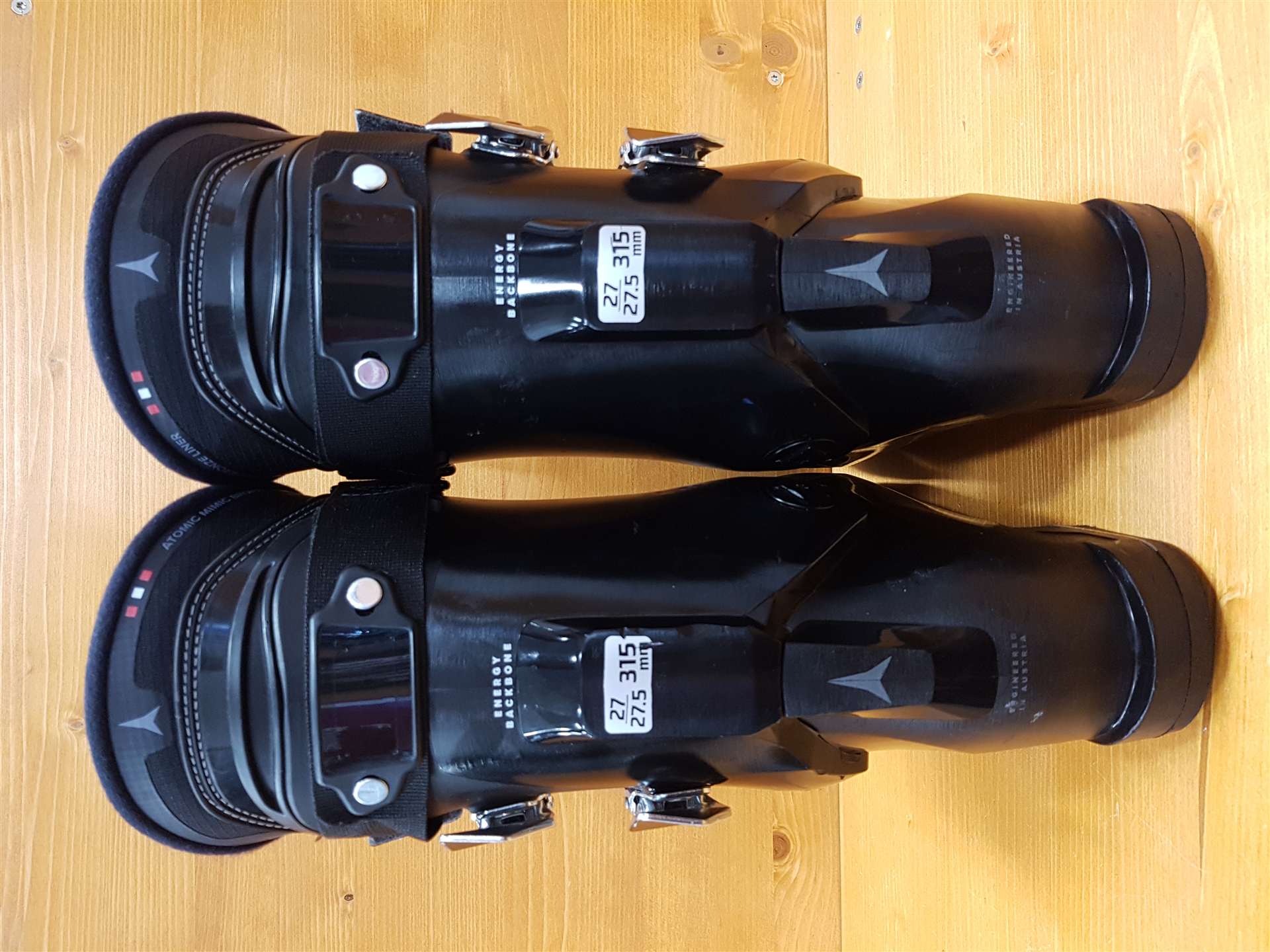 Použité lyžiarky ATOMIC Hawx Prime R100