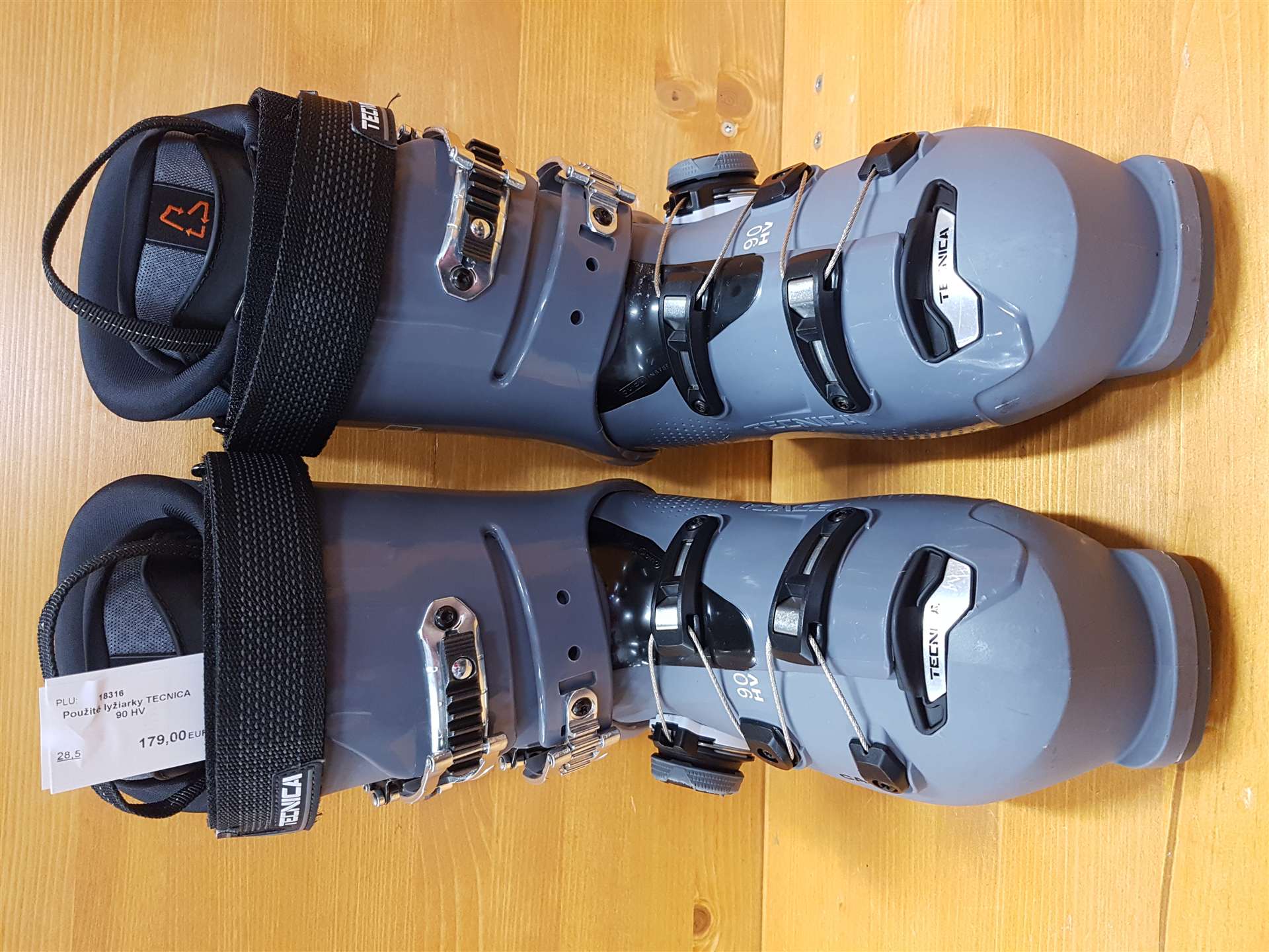 Použité lyžiarky TECNICA BOA  90 HV