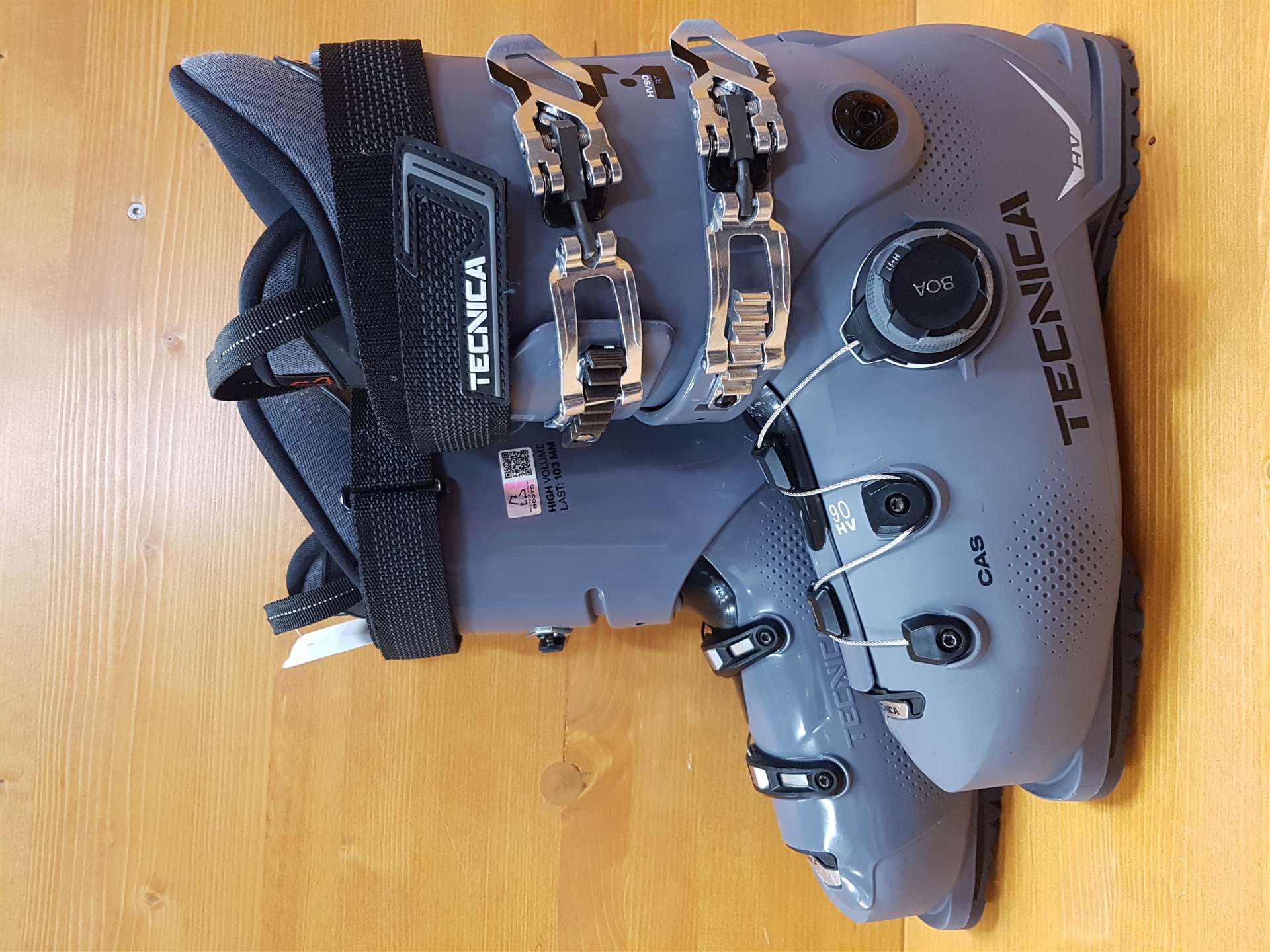 Použité lyžiarky TECNICA BOA  90 HV