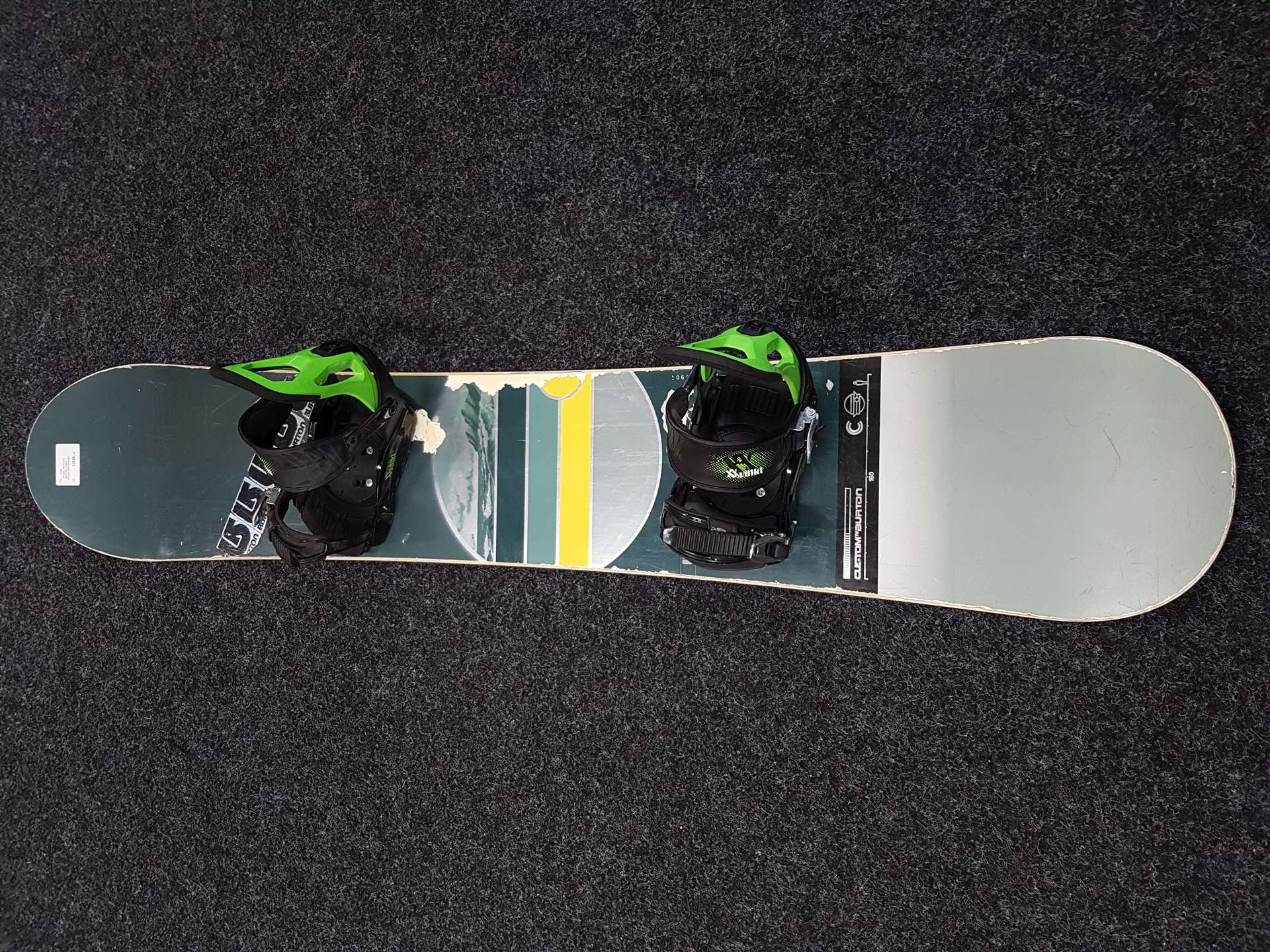 Použitý snowboard BURTON Custom  + viazanie Volkl veľkosť L