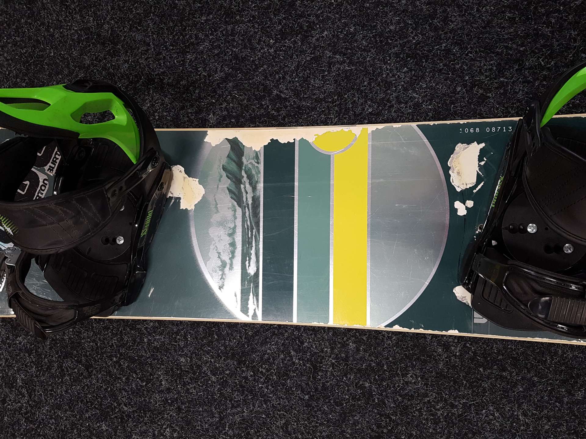 Použitý snowboard BURTON Custom  + viazanie Volkl veľkosť L