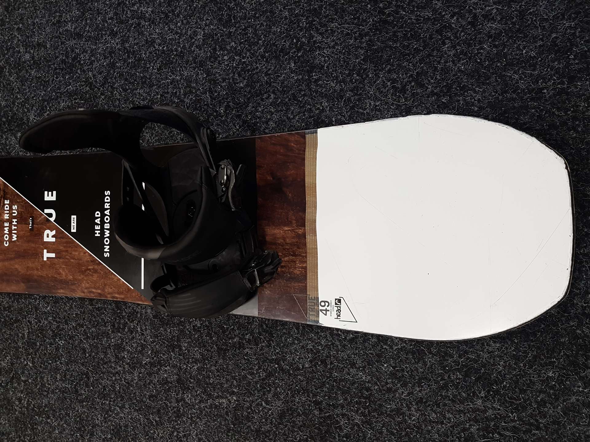 Použitý snowboard HEAD True + viazanie Head veľkosť L