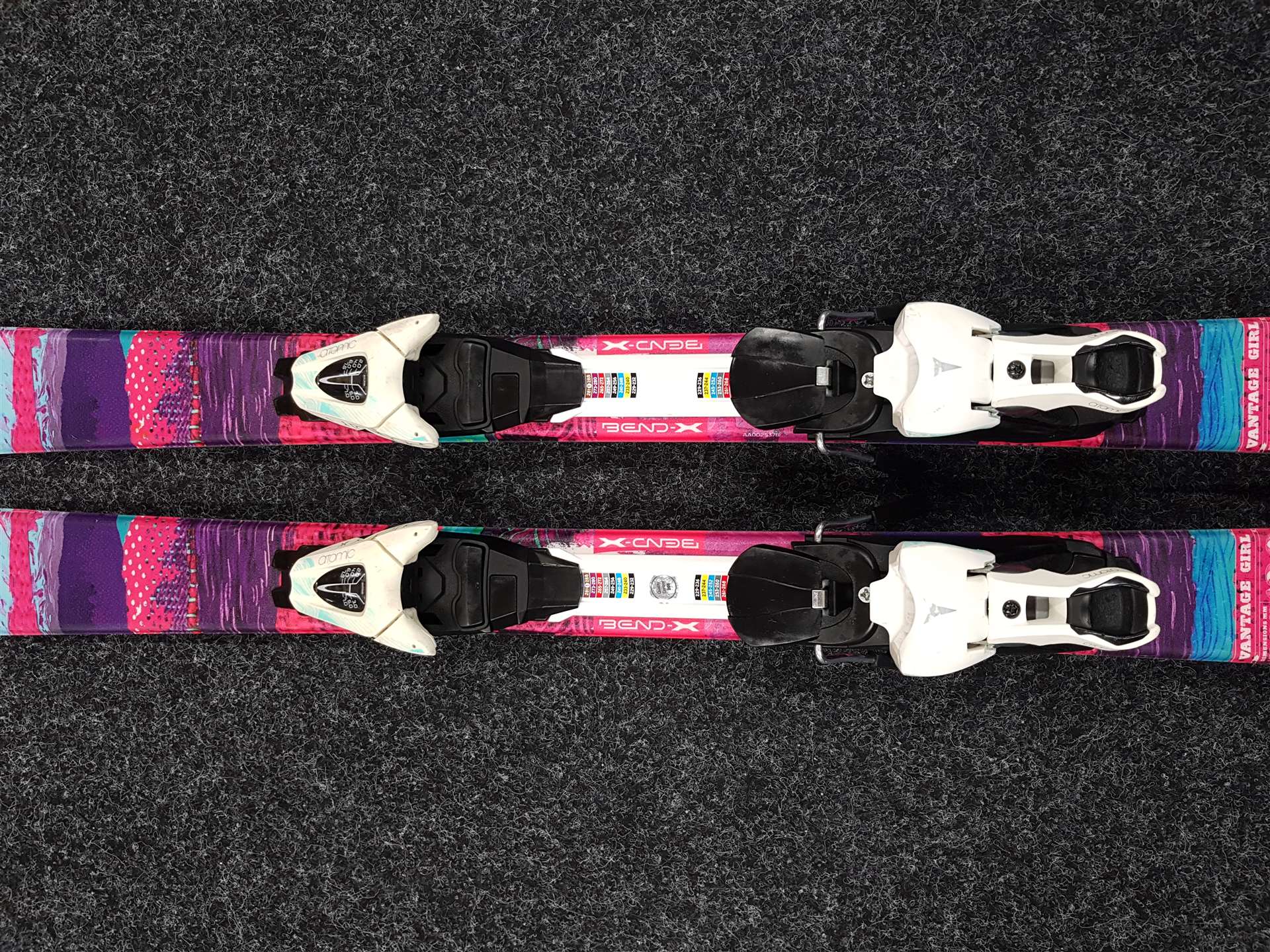 Použité detské lyže ATOMIC Vantage Girl + viazanie Atomic 7.5