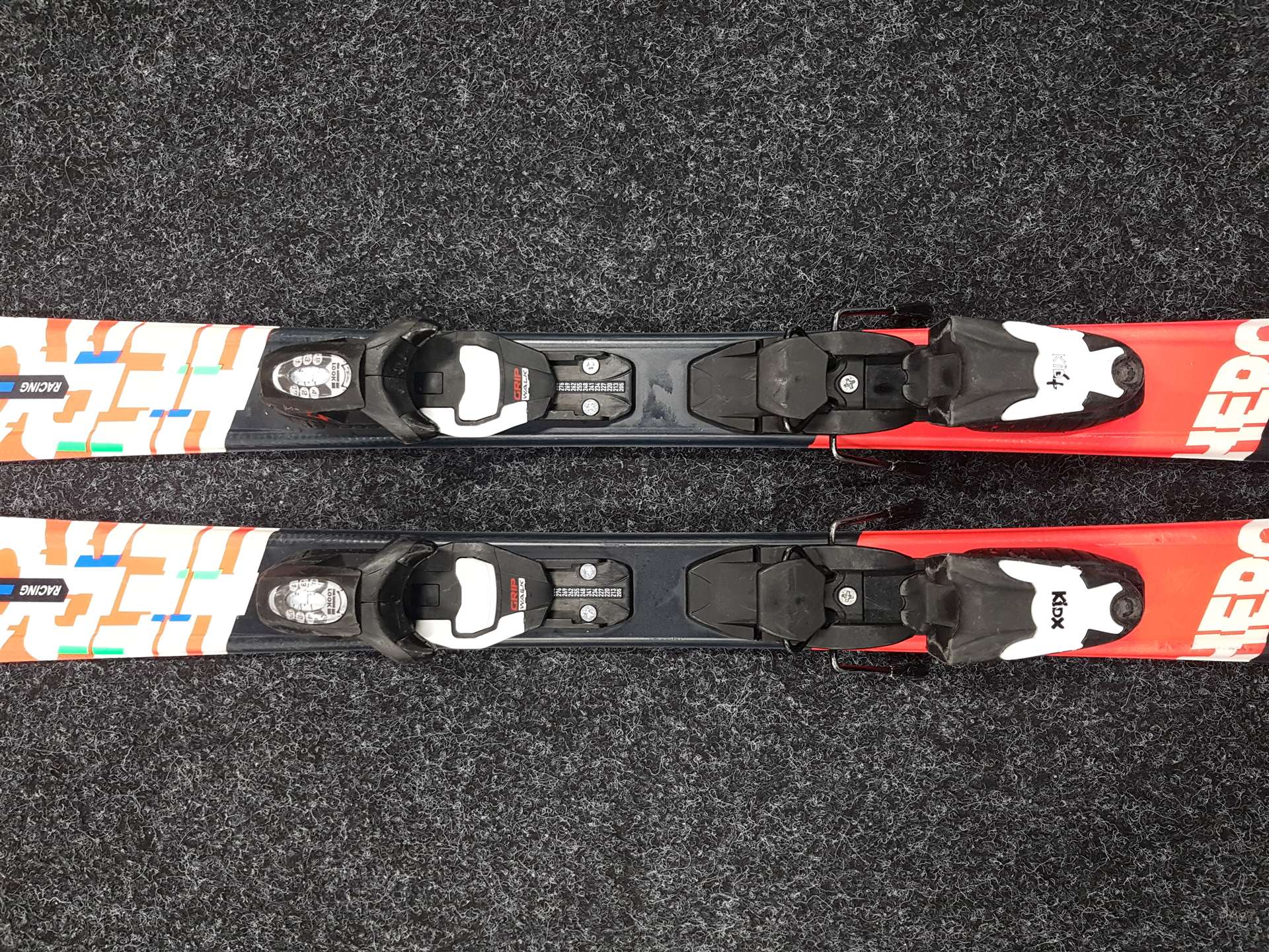 Použité detské lyže ROSSIGNOL Hero Junior + viazanie Look Kid 4