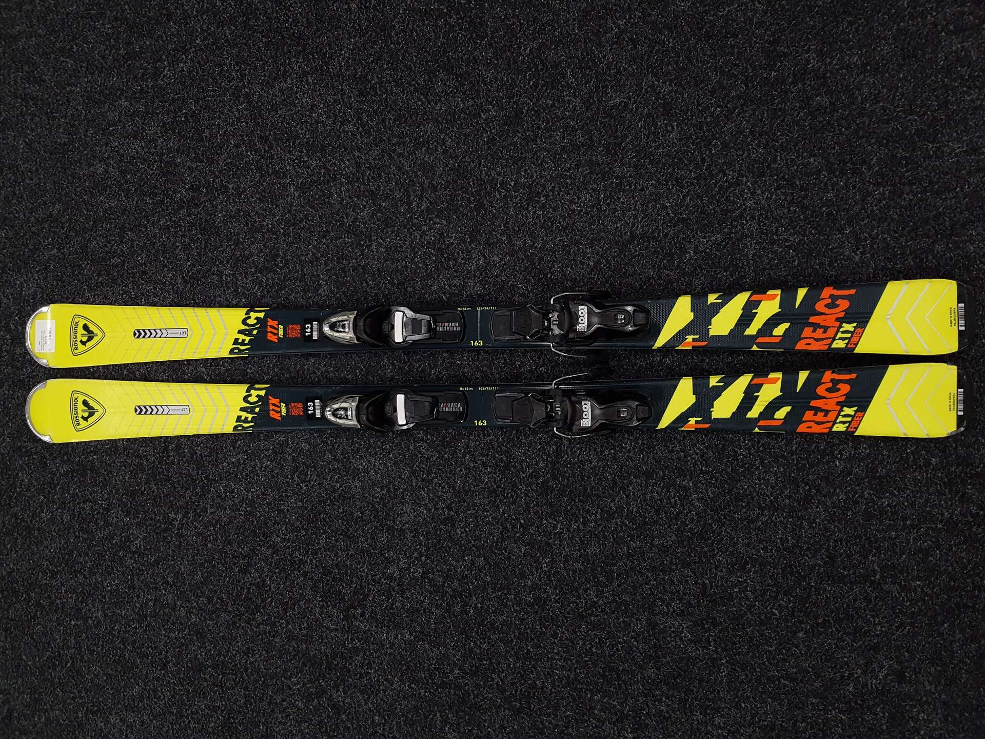 Použité lyže ROSSIGNOL RTX Fiber + viazanie Look Xpress 10