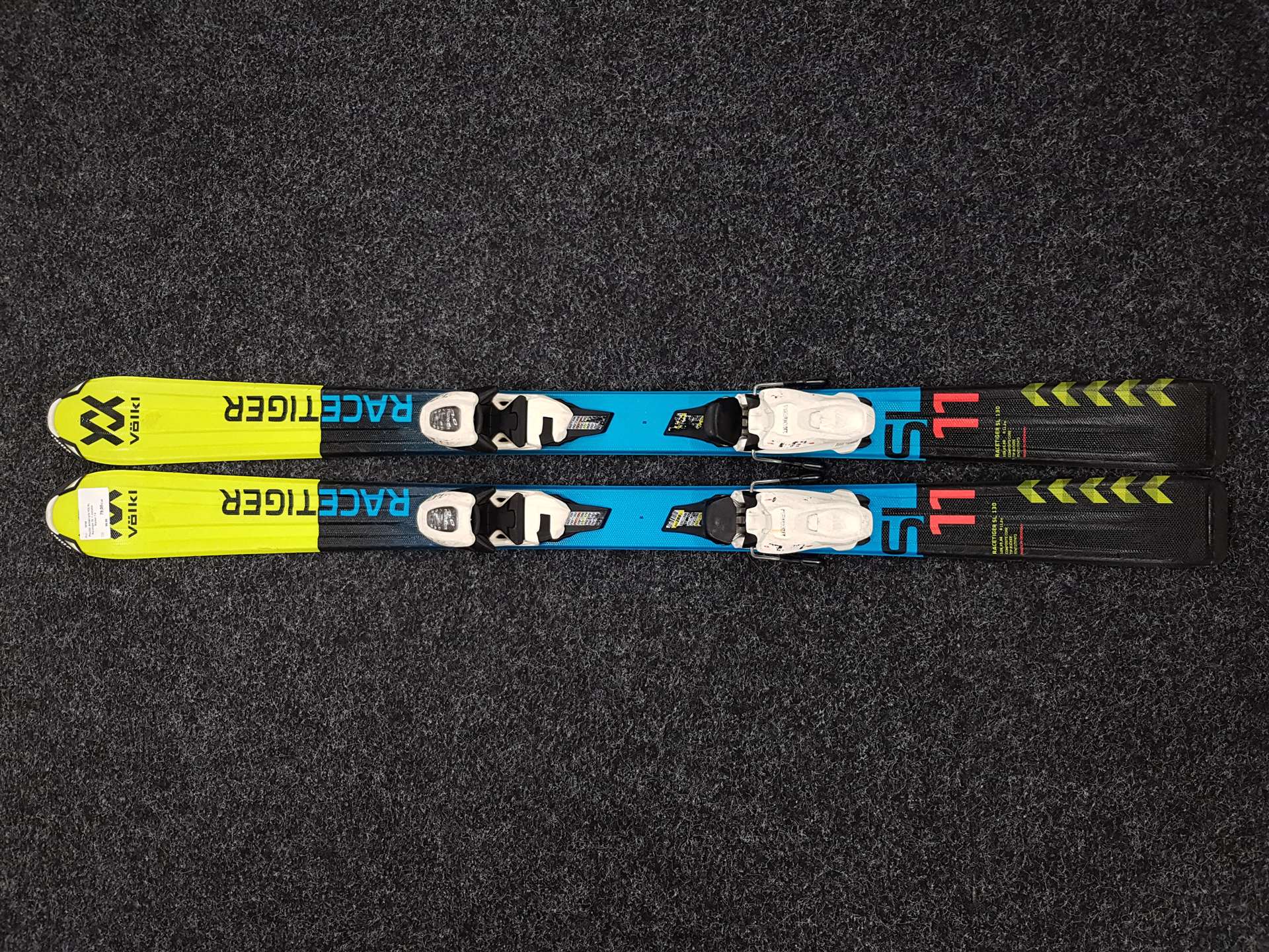 Použité detské lyže VOLKL Racetiger SL + viazanie Marker 7.0