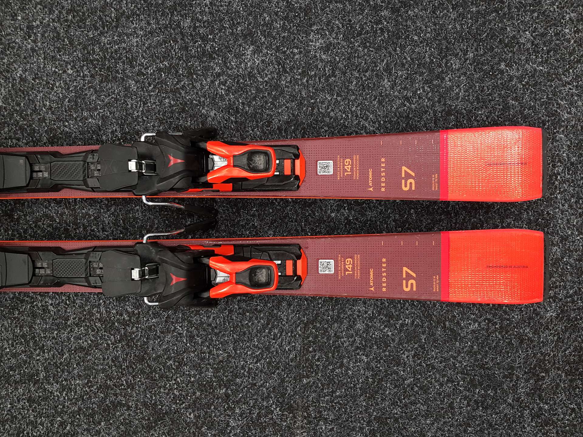 Použité lyže ATOMIC Redster S7 + viazanie Atomic M 12