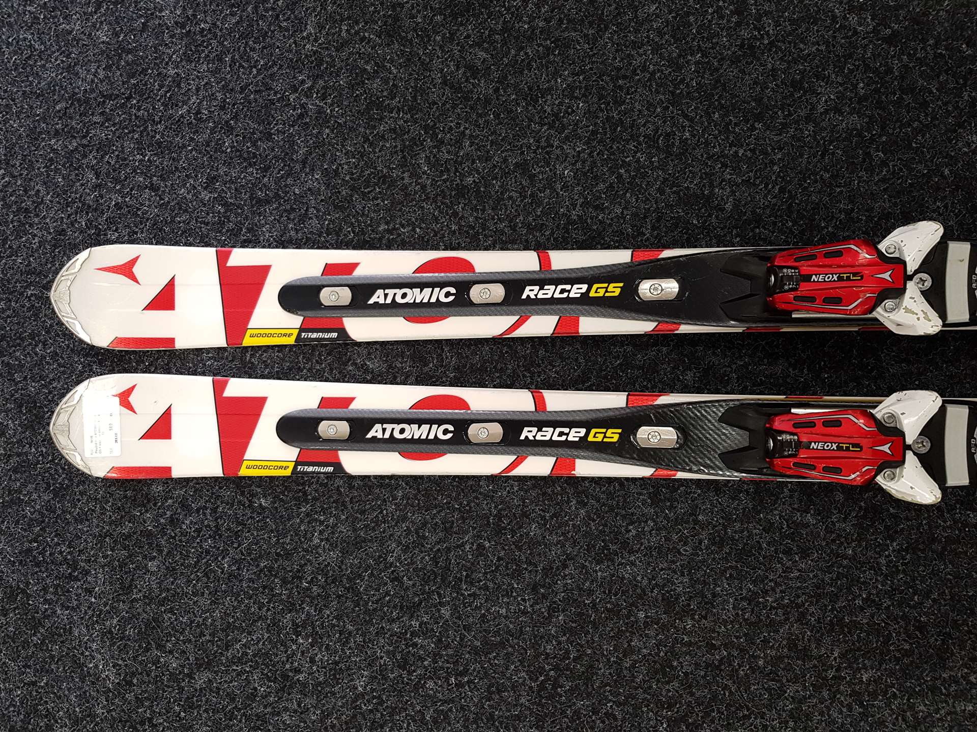Použité lyže ATOMIC Race GS + viazanie Atomic Neox 12
