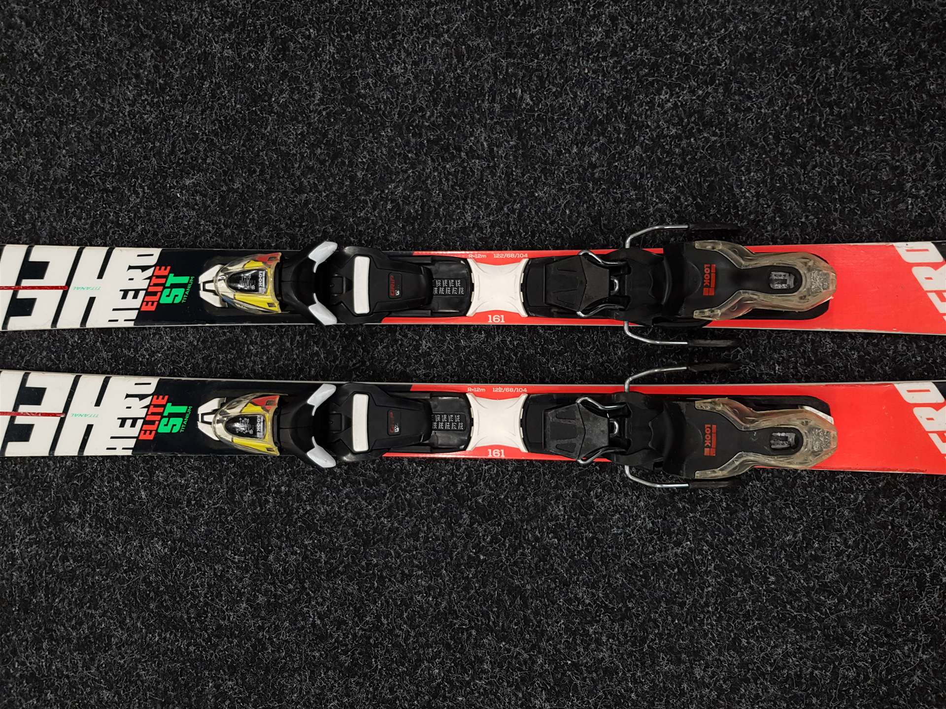 Použité lyže ROSSIGNOL Hero Elite ST + viazanie Look Express 11