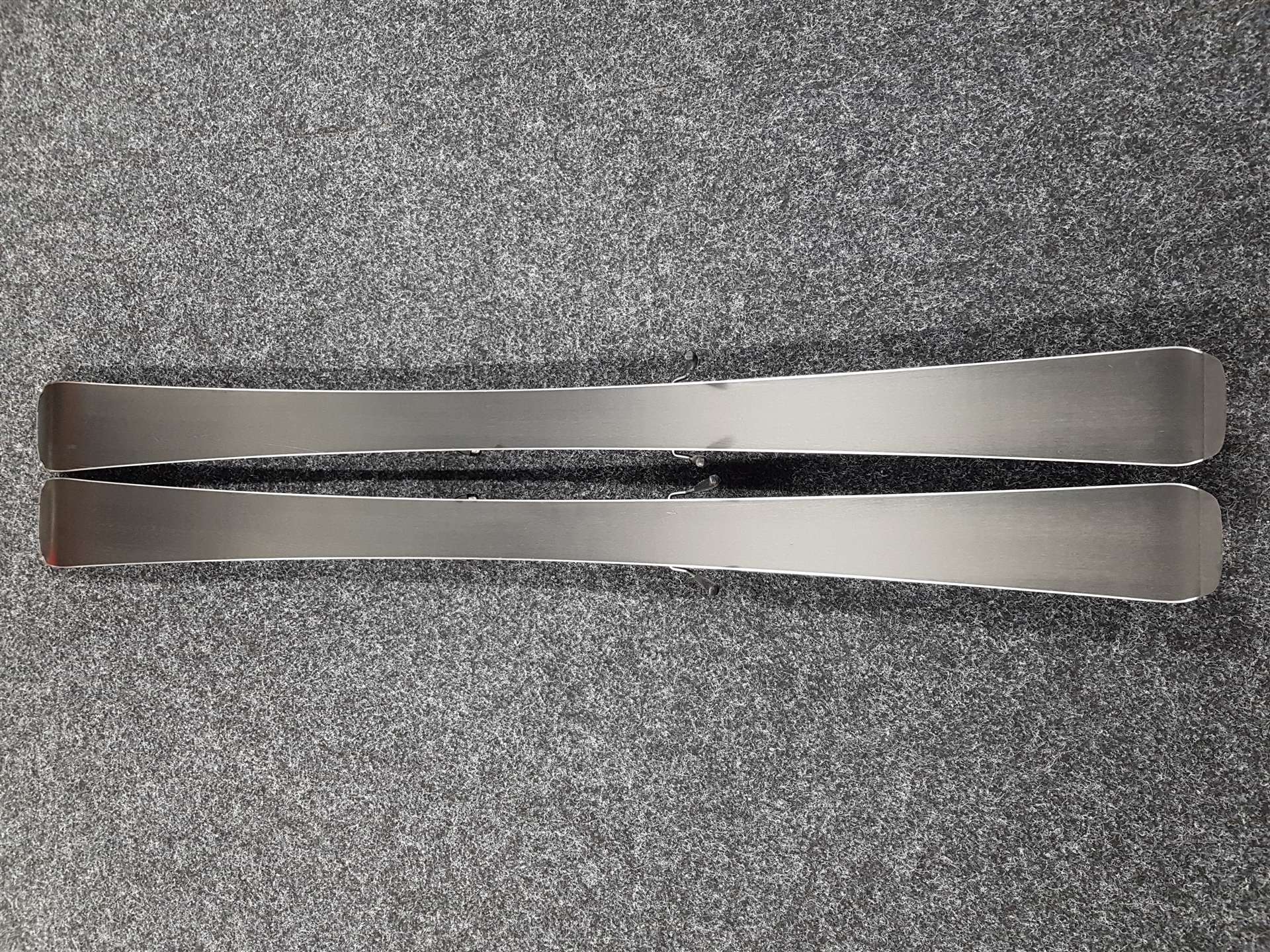 Použité lyže HEAD Lyt Tech V4 + viazanie Tyrolia PR10