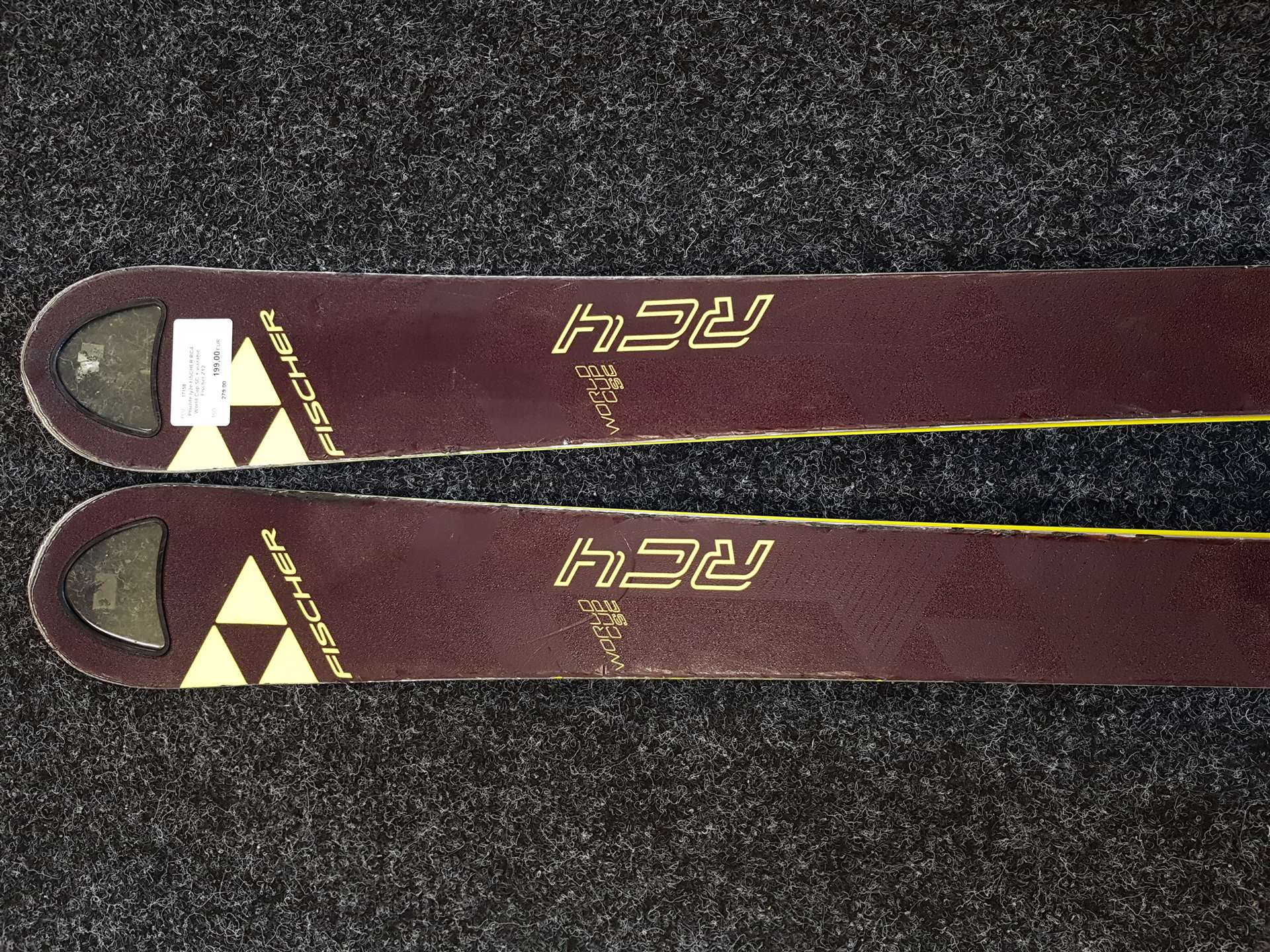 Použité lyže FISCHER RC4 World Cup SC + viazanie Fischer Z12