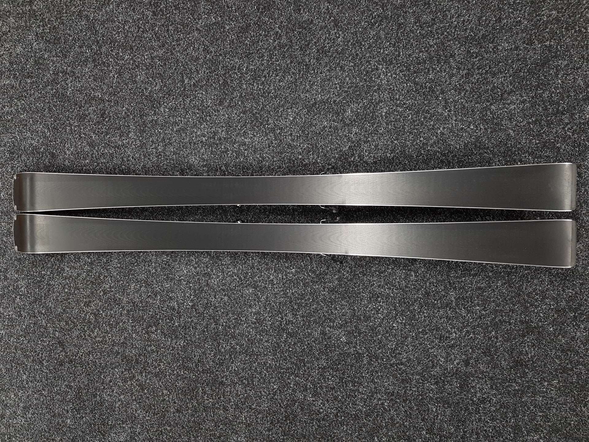 Použité lyže SALOMON S/MAX X7 W Ti + viazanie Salomon M10