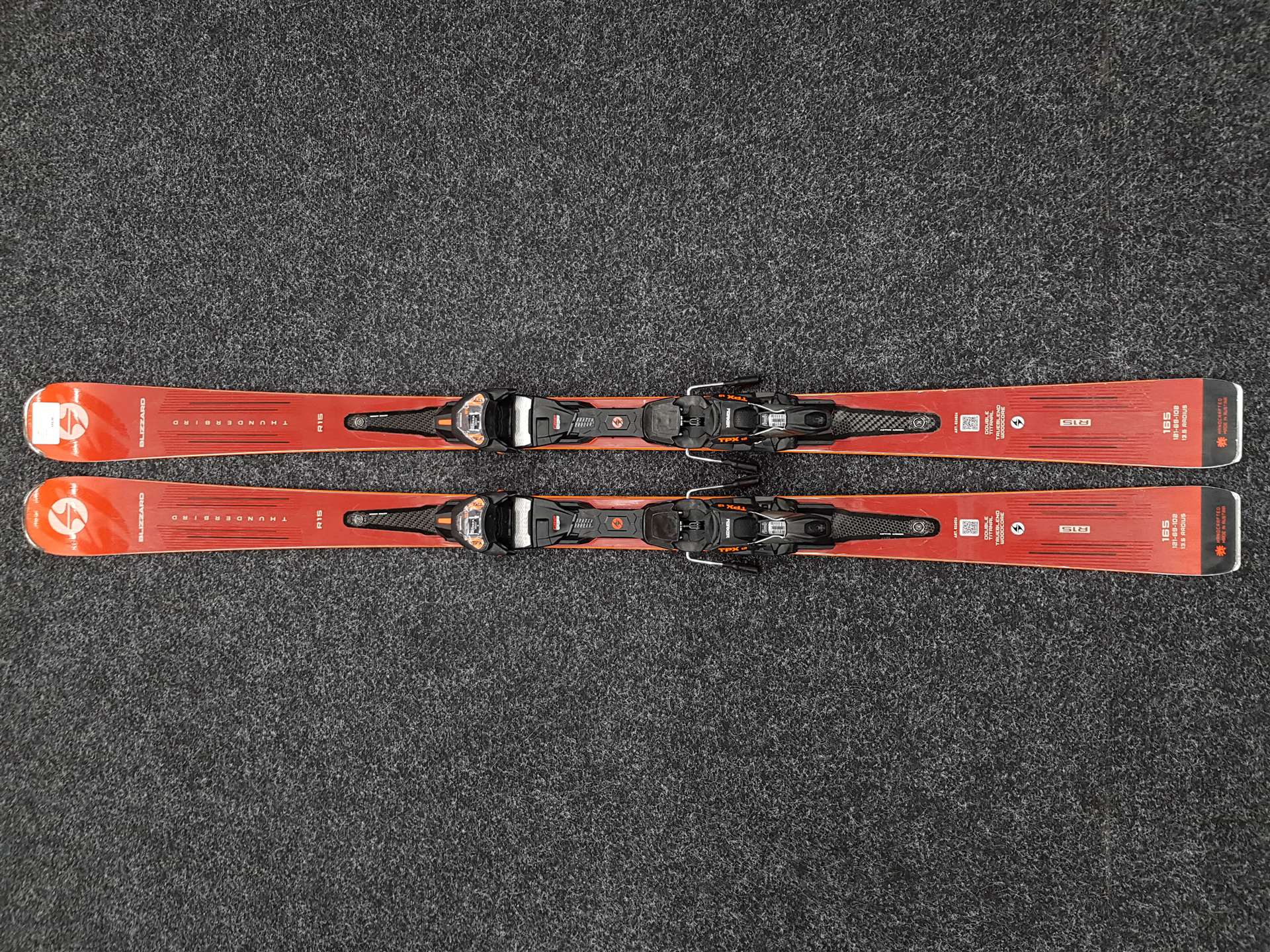 Použité lyže BLIZZARD Thunderbird R 15 + viazanie MarkerTPX 12