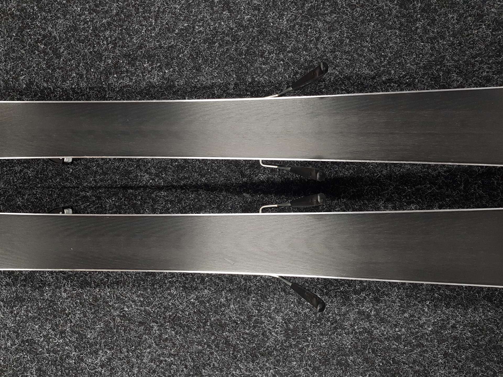 Použité lyže HEAD LYT Tech V4 + viazanie Tyrolia PR 10