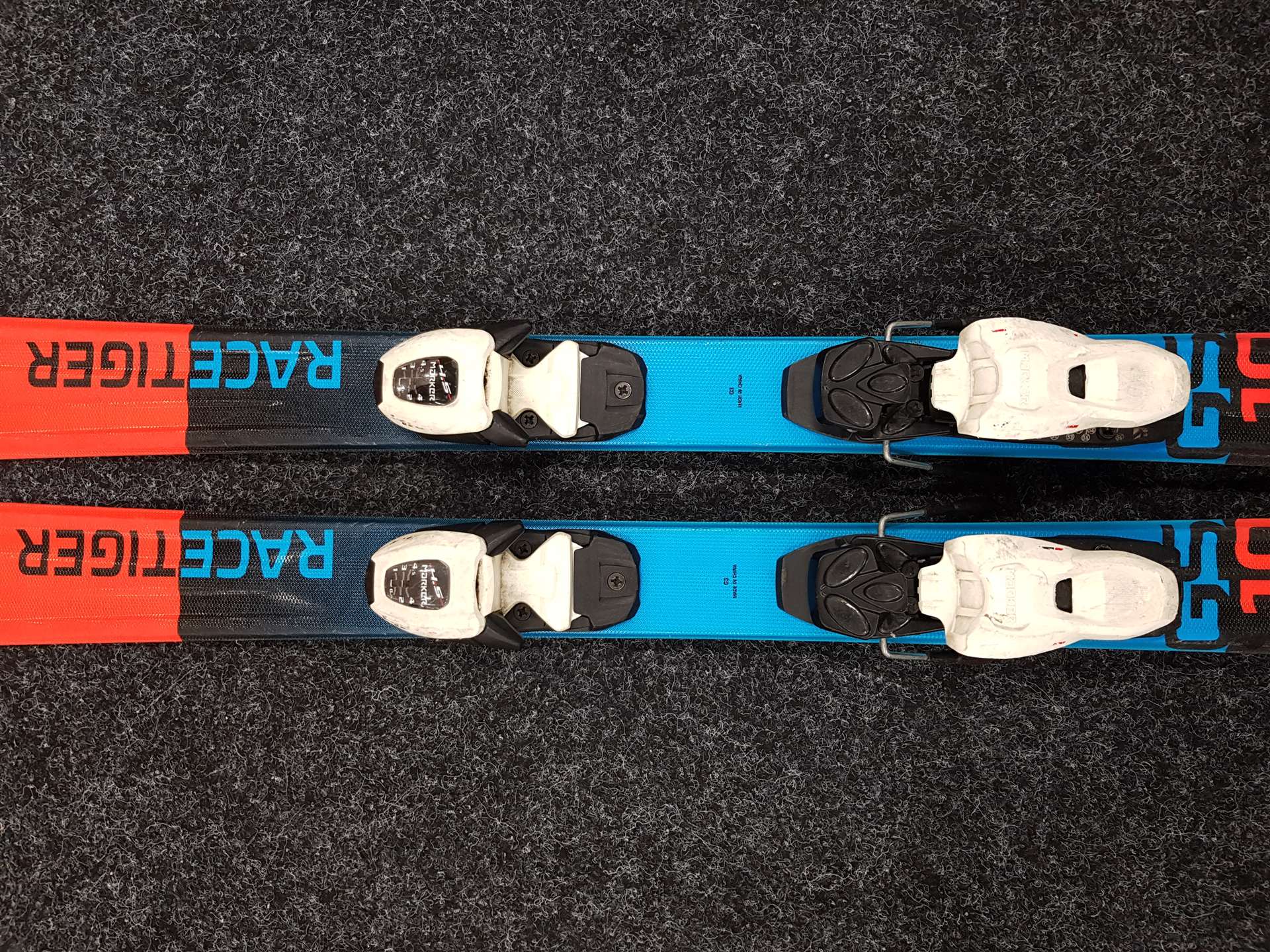 Použité detské lyže VOLKL RACE TIGER GS 10 + viazanie Marker 4.5