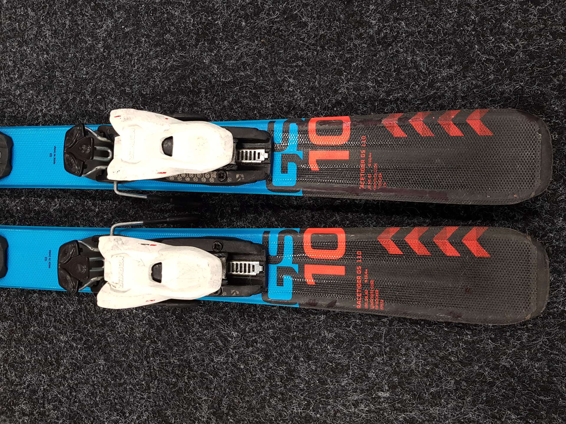 Použité detské lyže VOLKL RACE TIGER GS 10 + viazanie Marker 4.5
