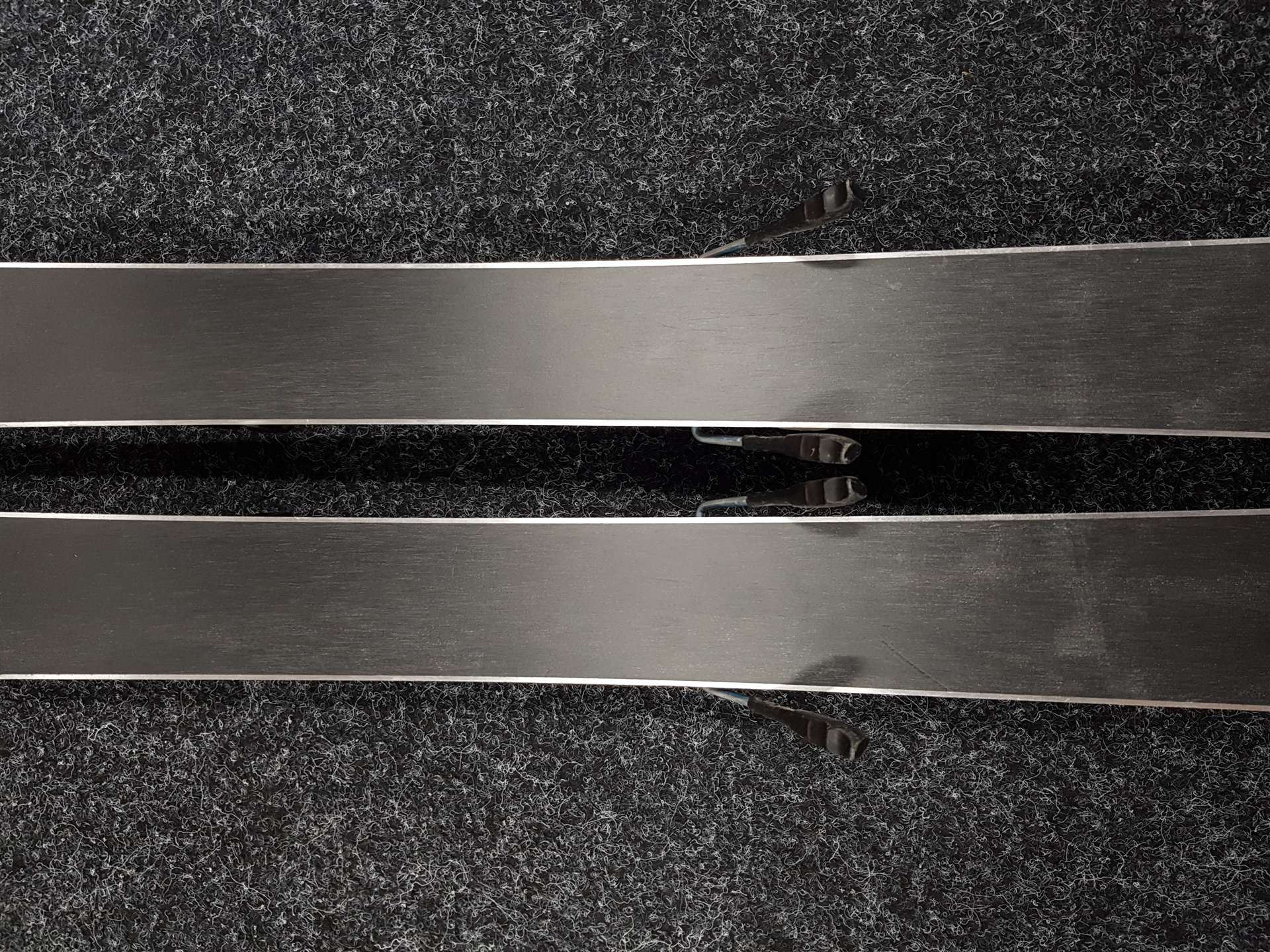 Použité detské lyže VOLKL RACE TIGER GS 10 + viazanie Marker 4.5