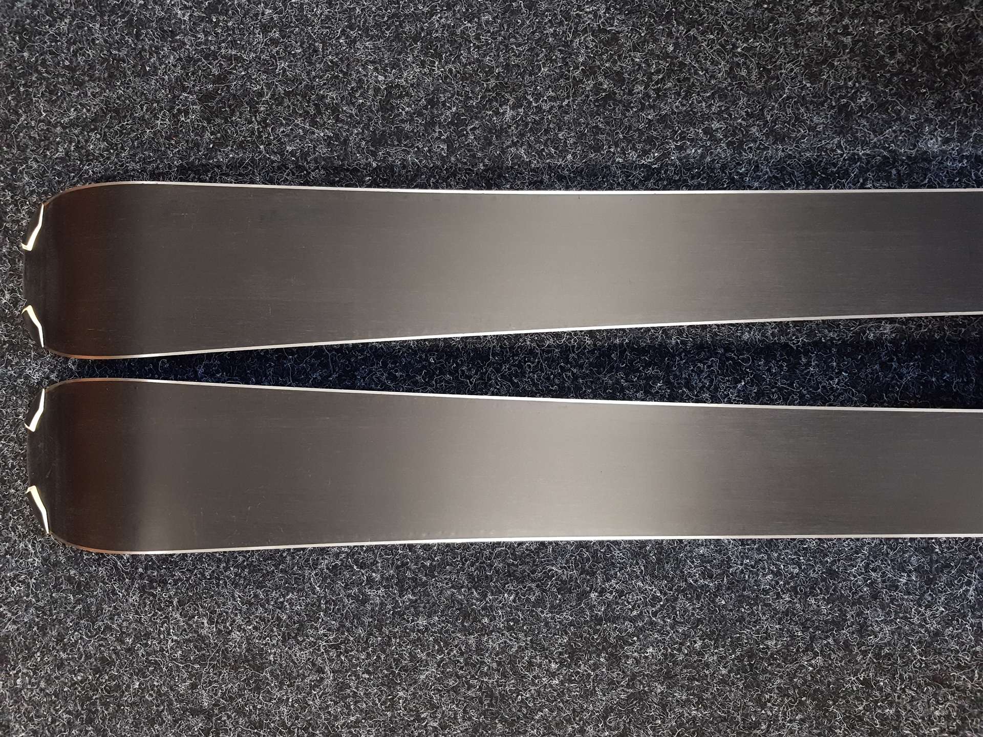 Použité lyže HEAD ERA  + viazanie Tyrolia SP 10