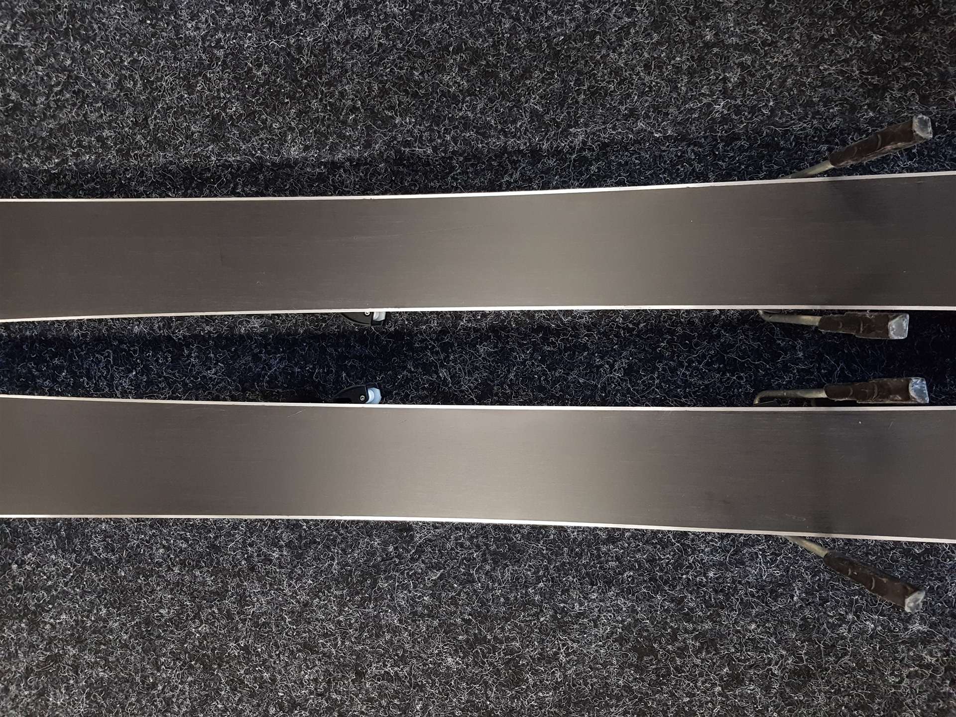 Použité lyže HEAD ERA  + viazanie Tyrolia SP 10