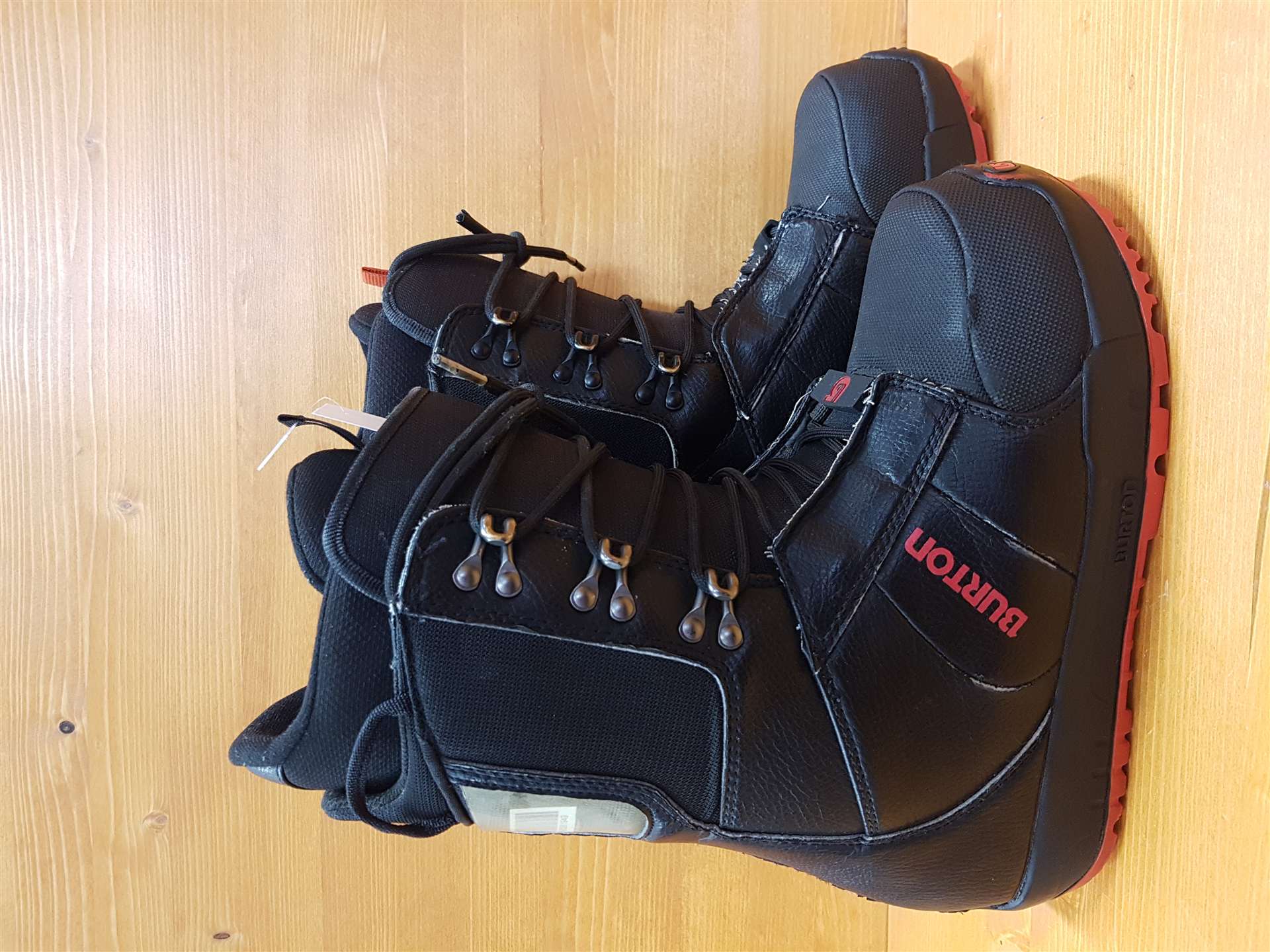 Použité snowboardové topánky BURTON Progression