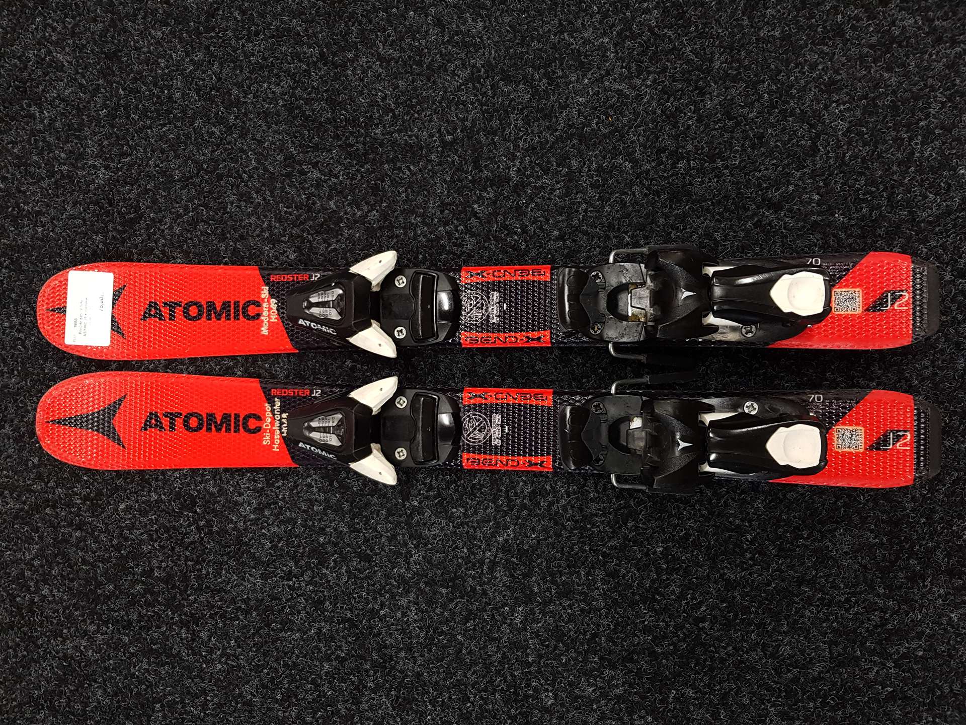 Použité detské lyže ATOMIC J2 + viazanie Atomic C5