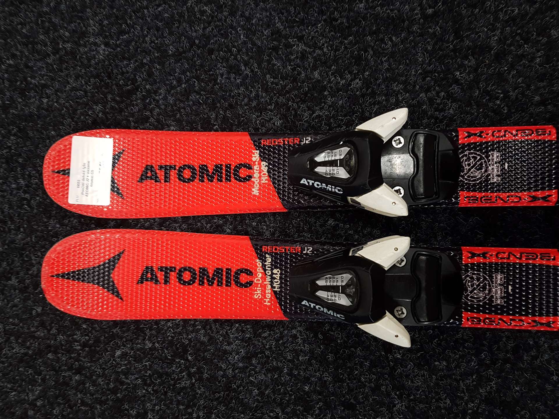 Použité detské lyže ATOMIC J2 + viazanie Atomic C5