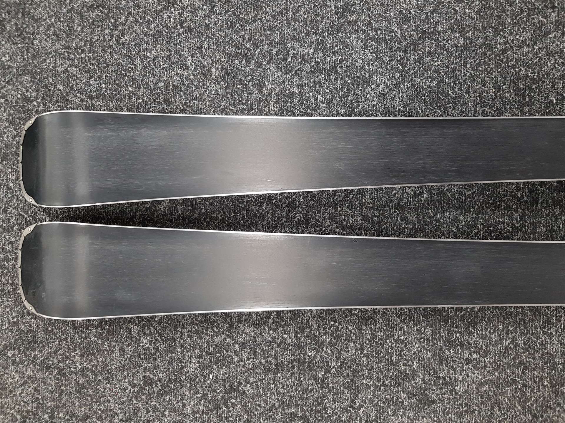 Použité lyže Head Lyt Tech V4